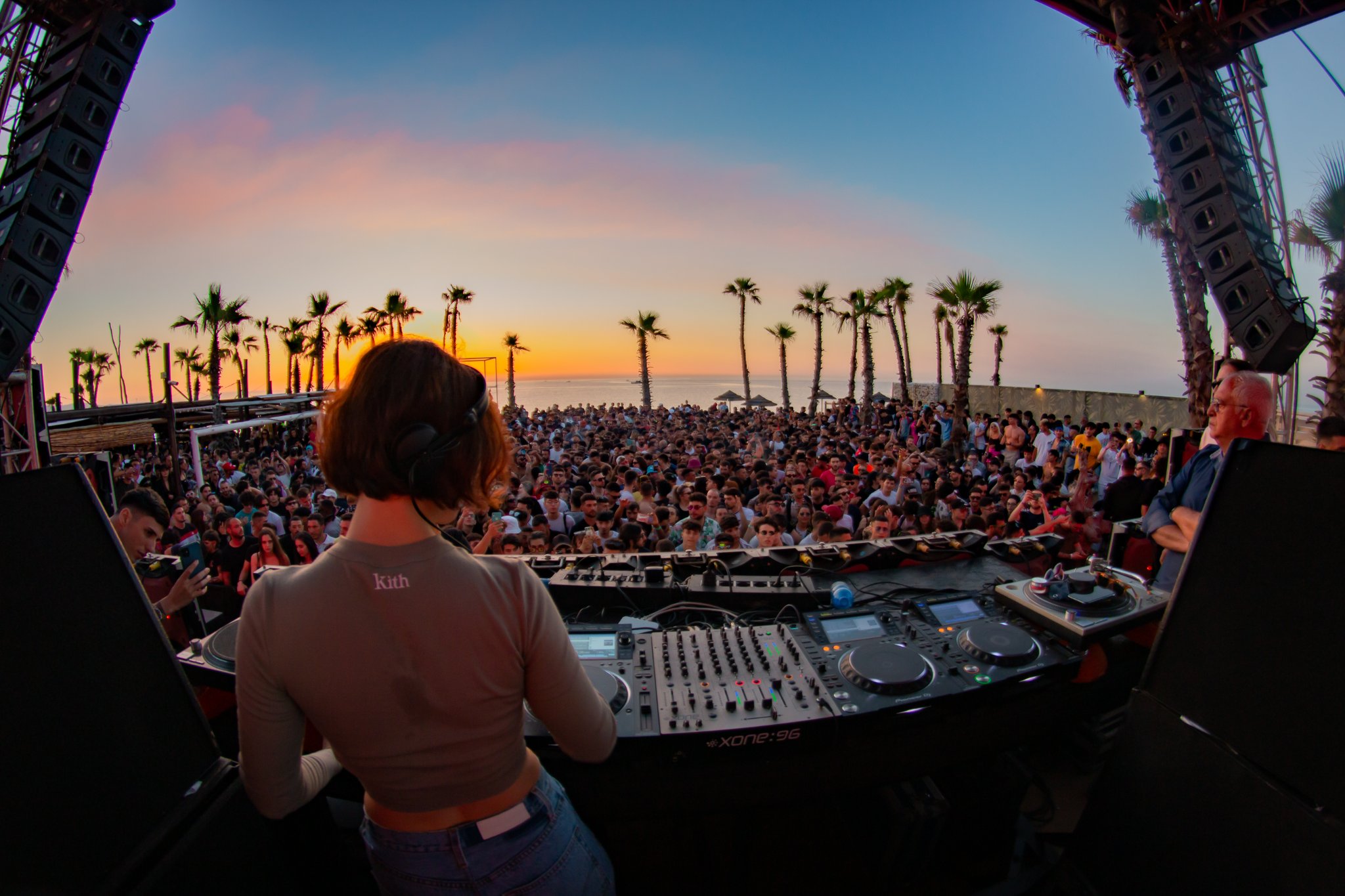 With Love presents Nina Kravits at Afrobar