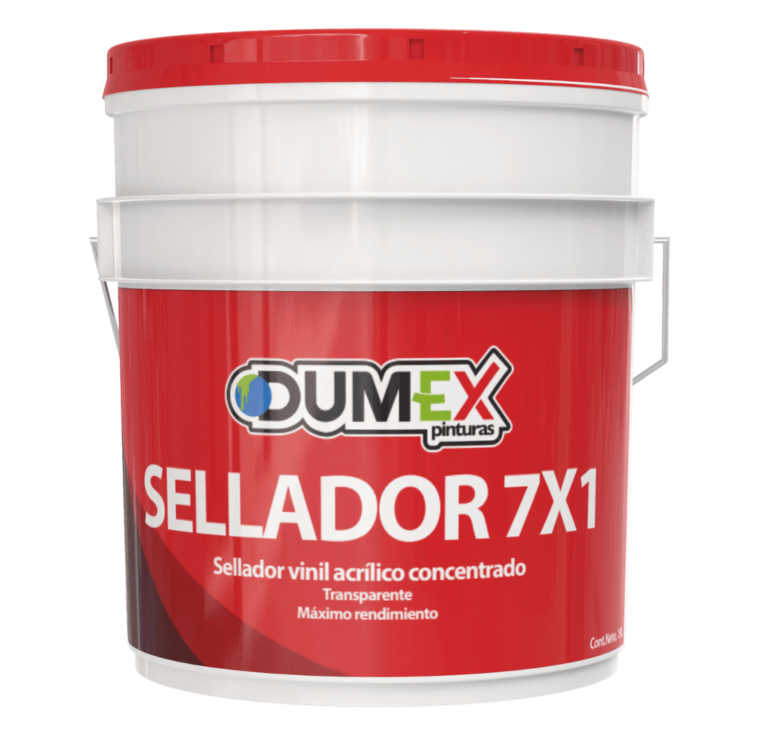 A smilintg girl holding books