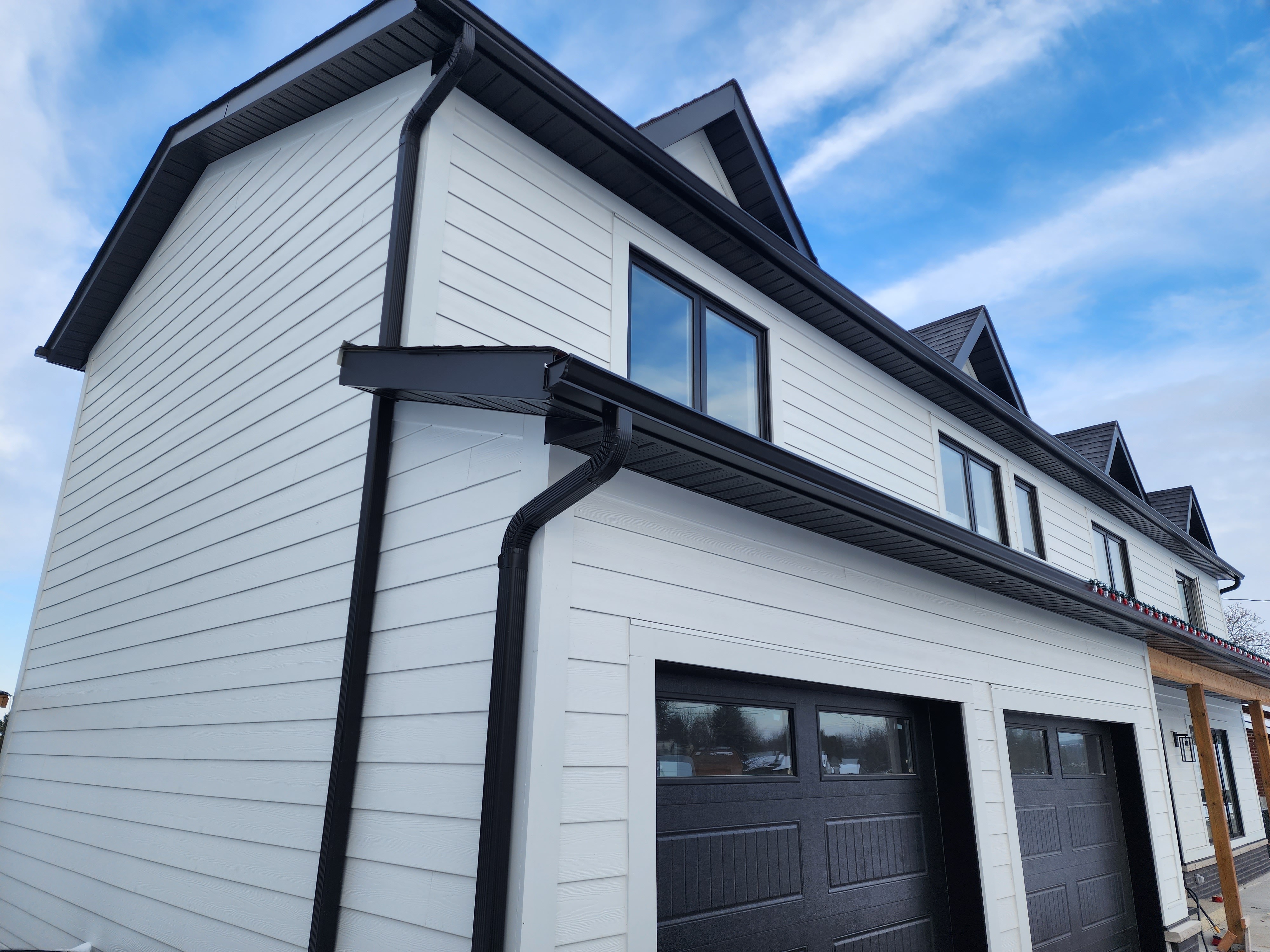 little horizontal lap siding home exterior image