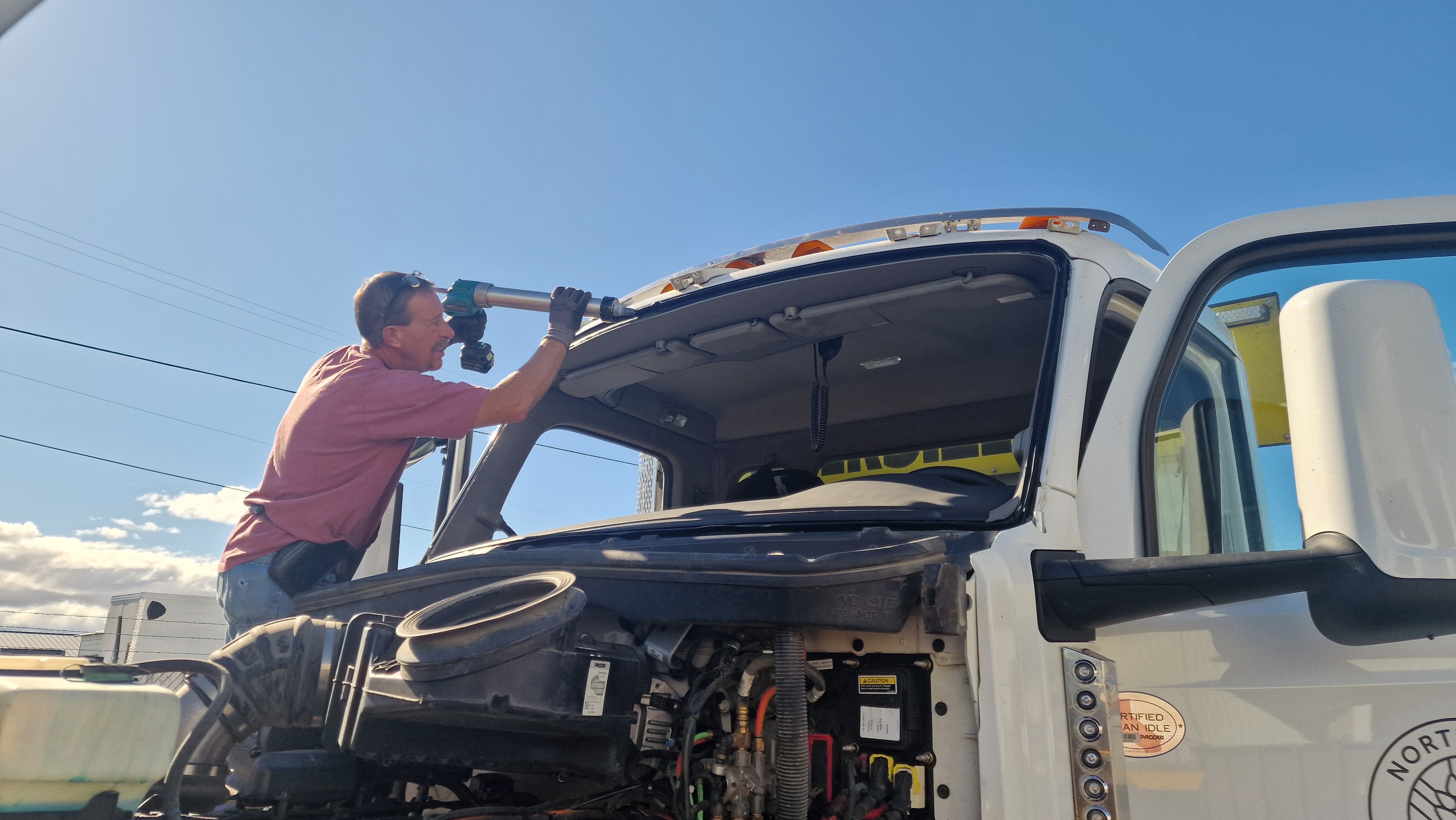 Mobile Glass Repair - Windshield Replacement
