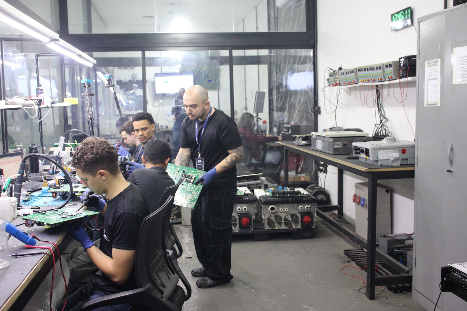 Laboratório Ozora Soluções — Reparo de Drive Industrial no ABC Paulista