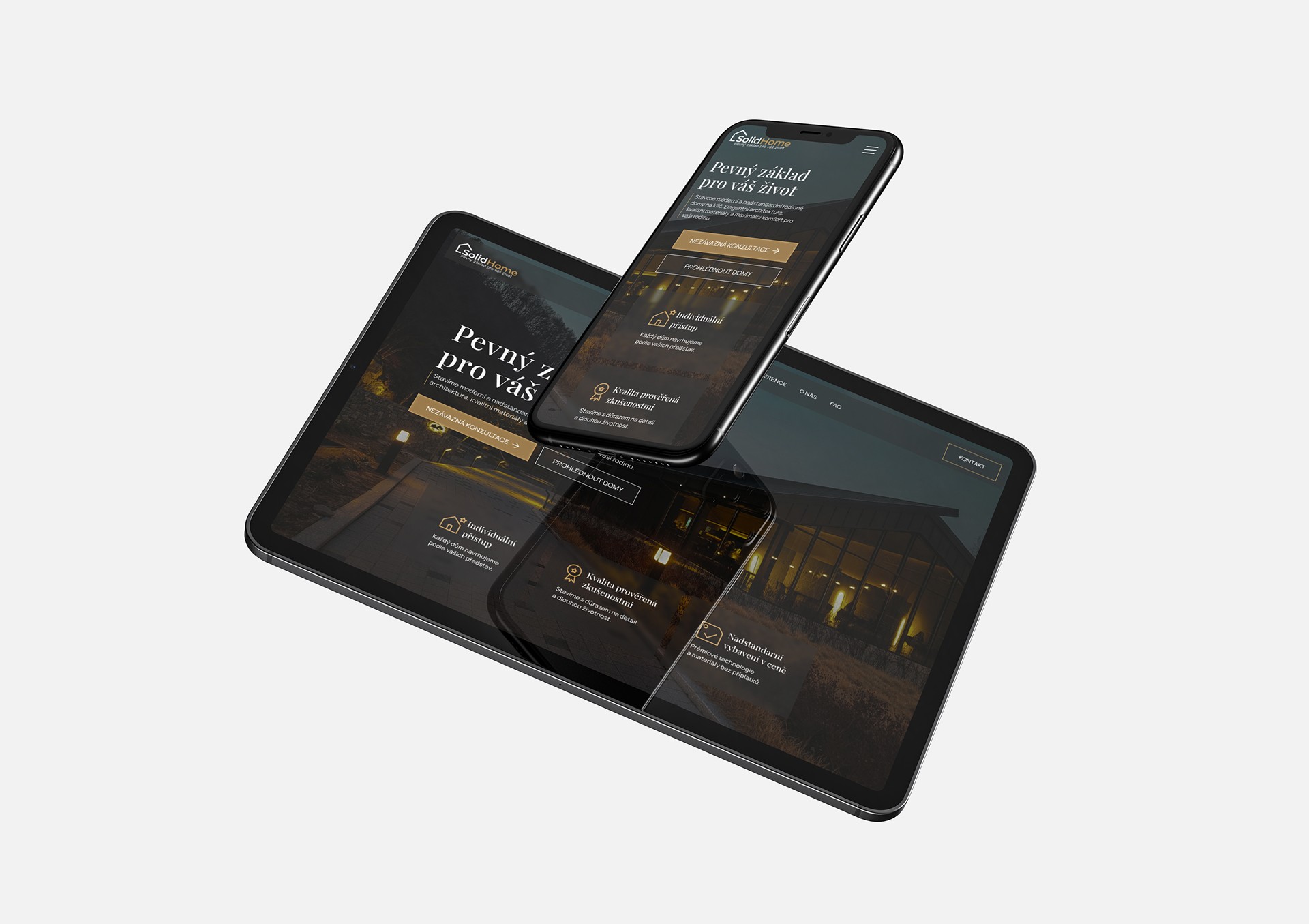 Mobilní a tabletová verze landing page Fitness Novák — ukázka responsivního uživatelského rozhraní.