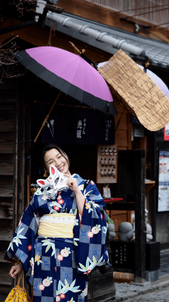 Profile picture of Alex a Japan based photographer (where.is.lexy)