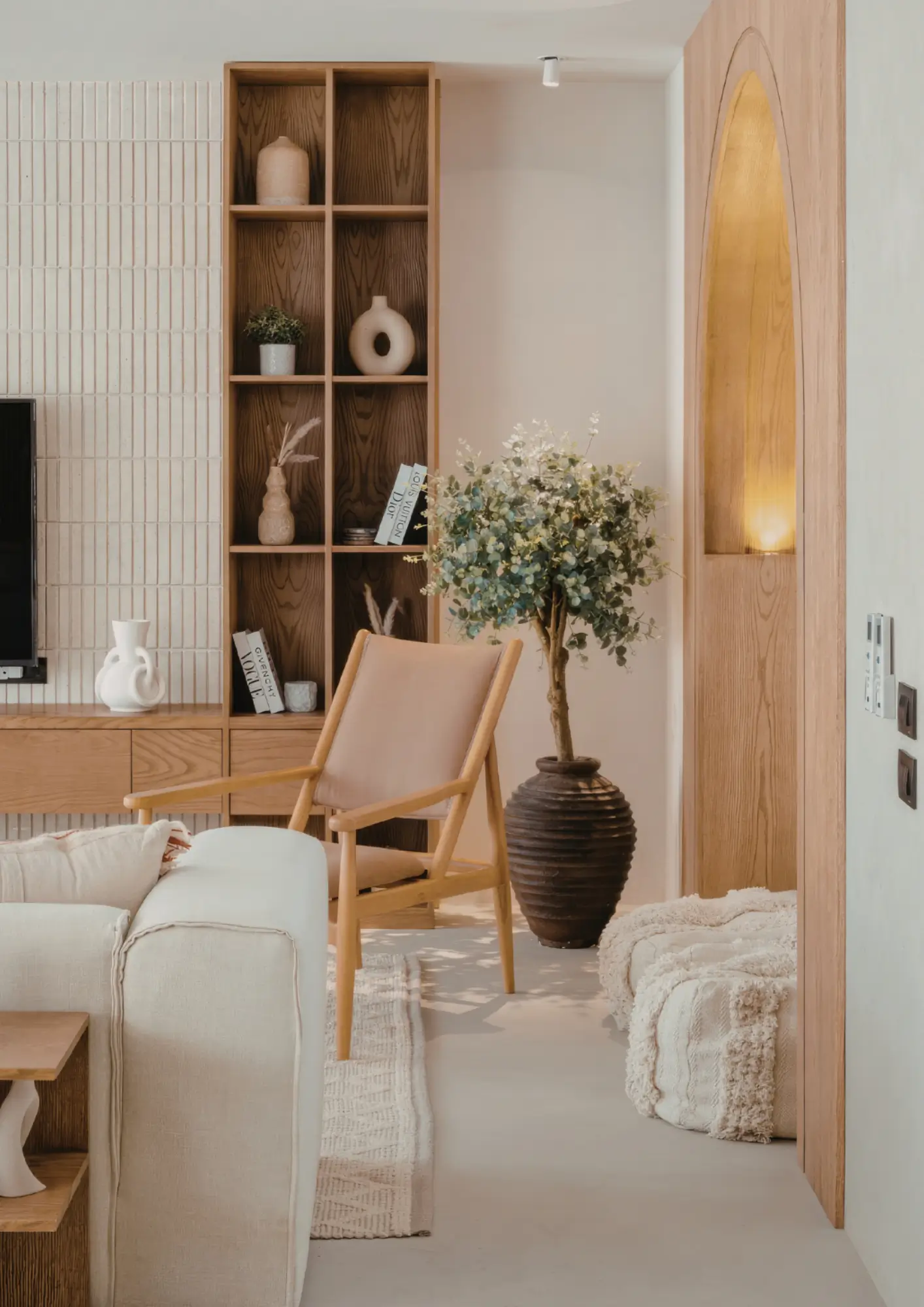 Un intérieur de maison clair et lumineux