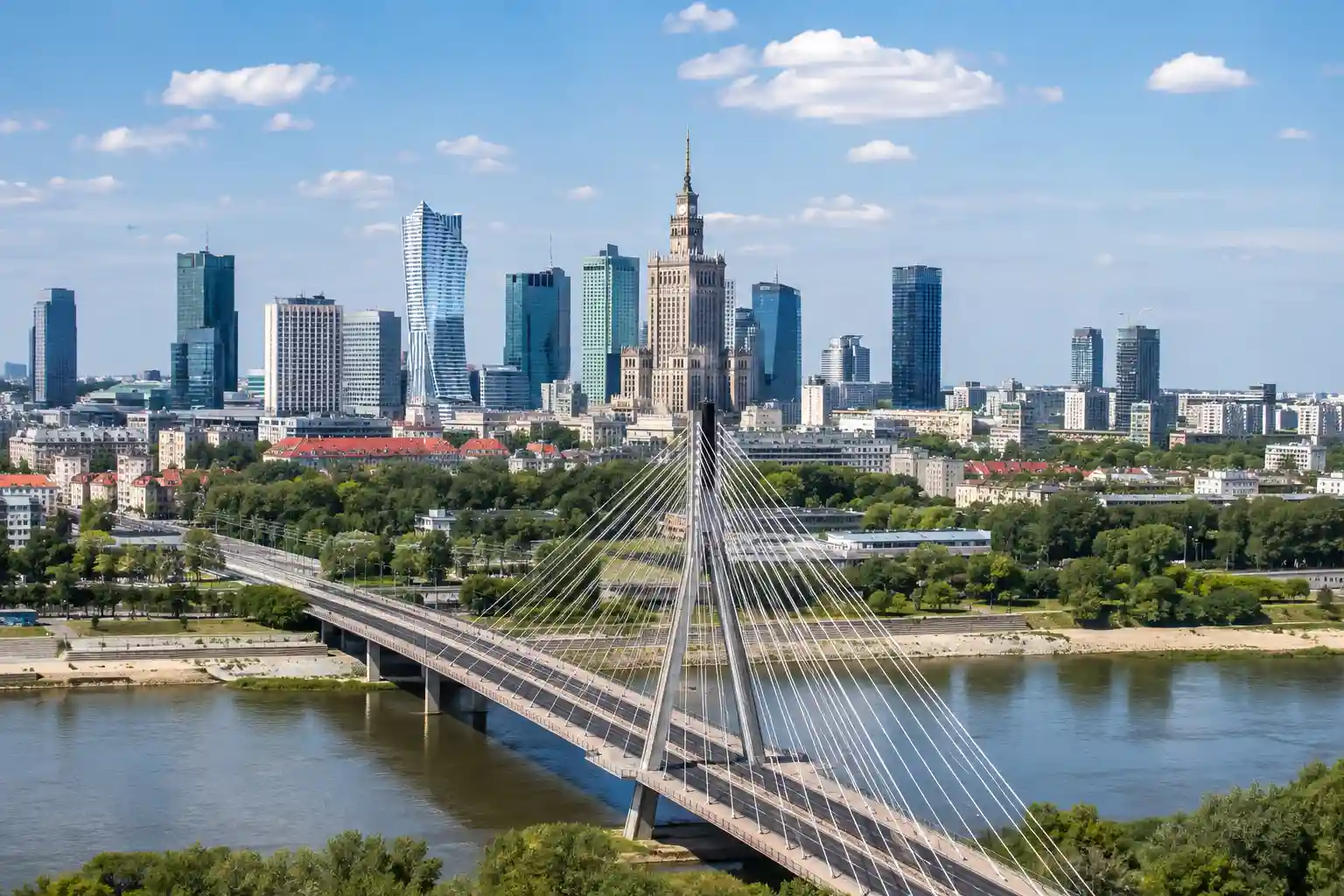 Warsaw city skyline and Vistula River, a major university city for international students looking for student accommodation in Poland
