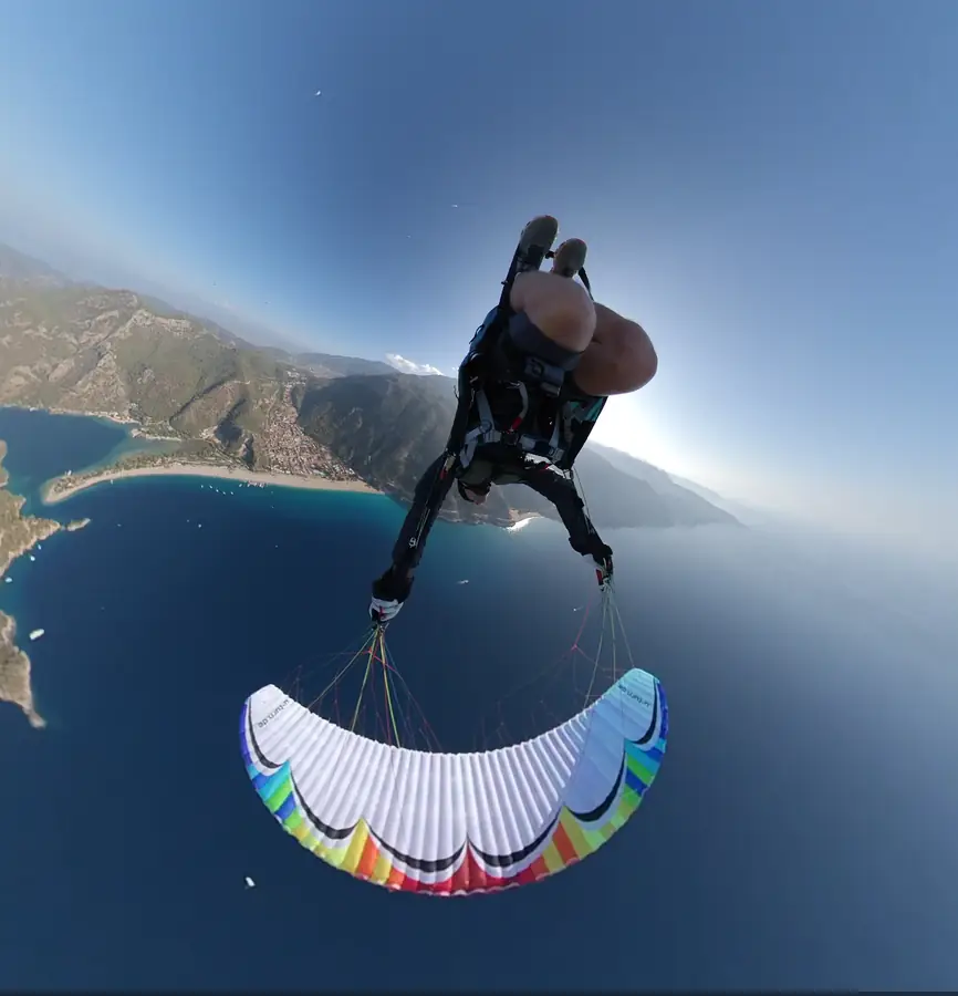 Malin Lobb performing an infinity tumbling manoeuvre