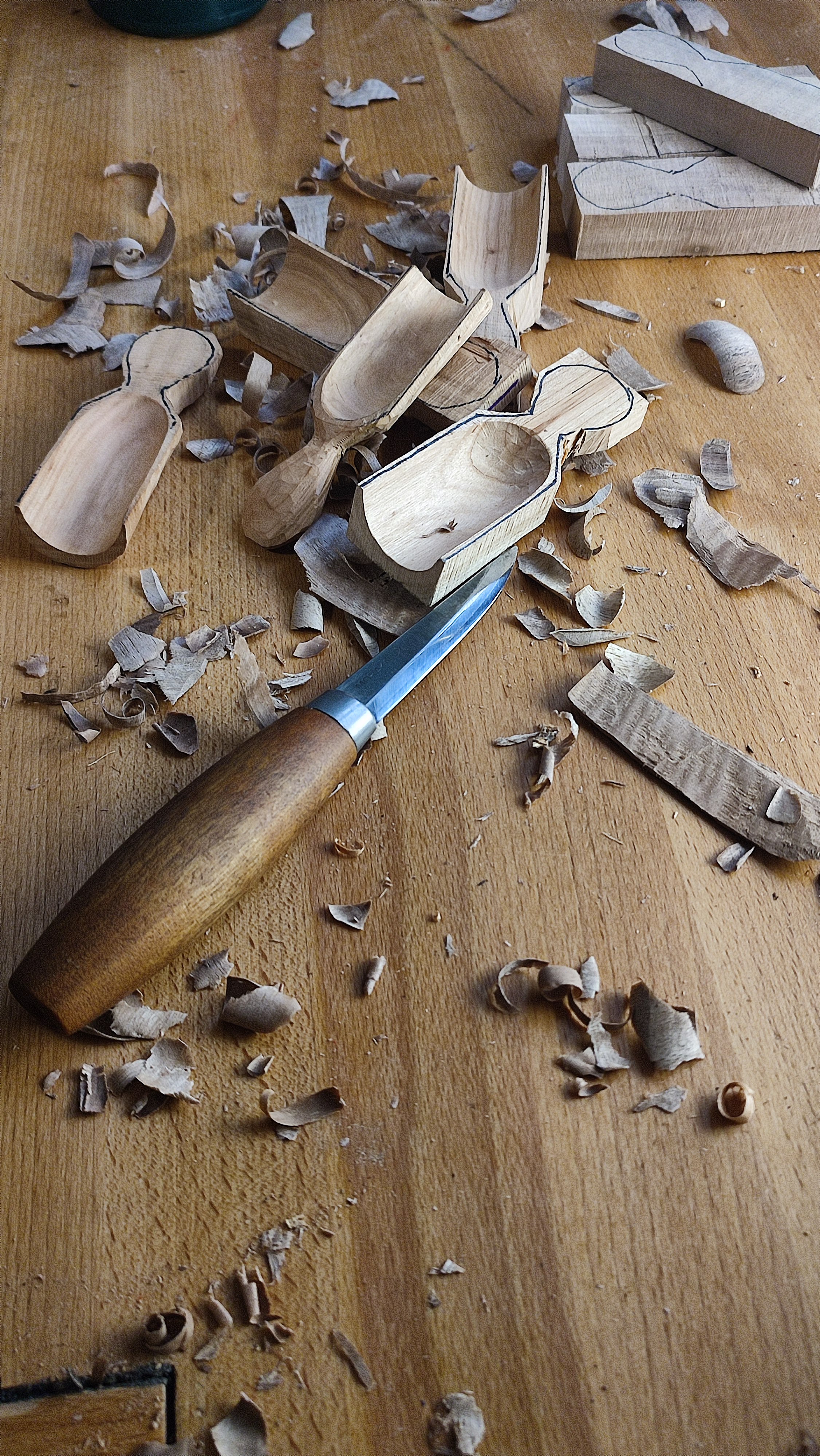 taller de talla de cucharas