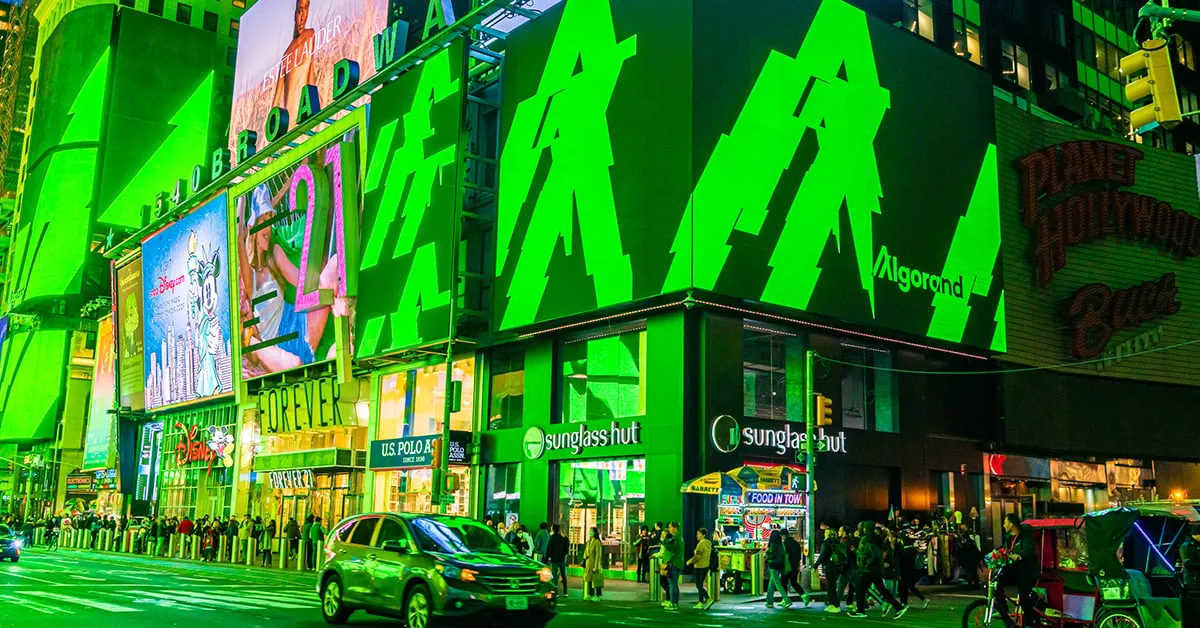10 Types of OOH Advertising that Get Results with Examples