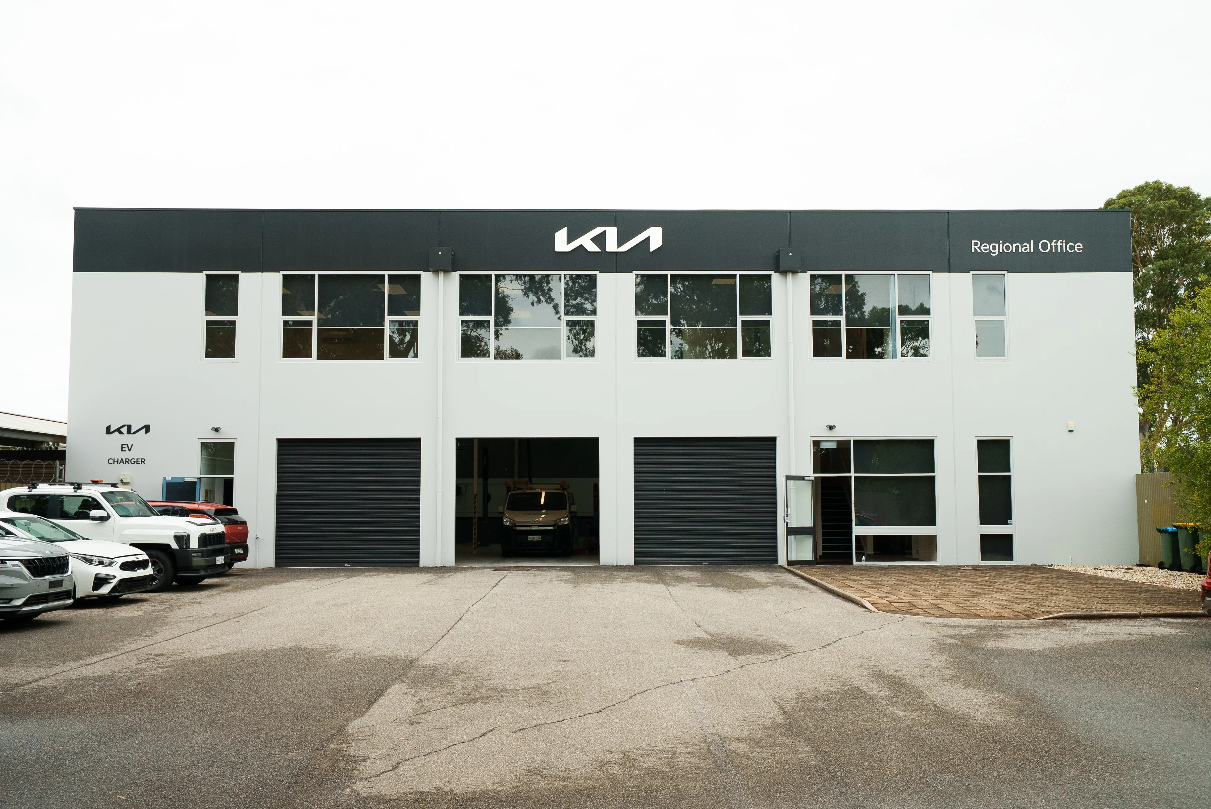 xterior view of Kia Regional Training Centre showcasing commercial facility