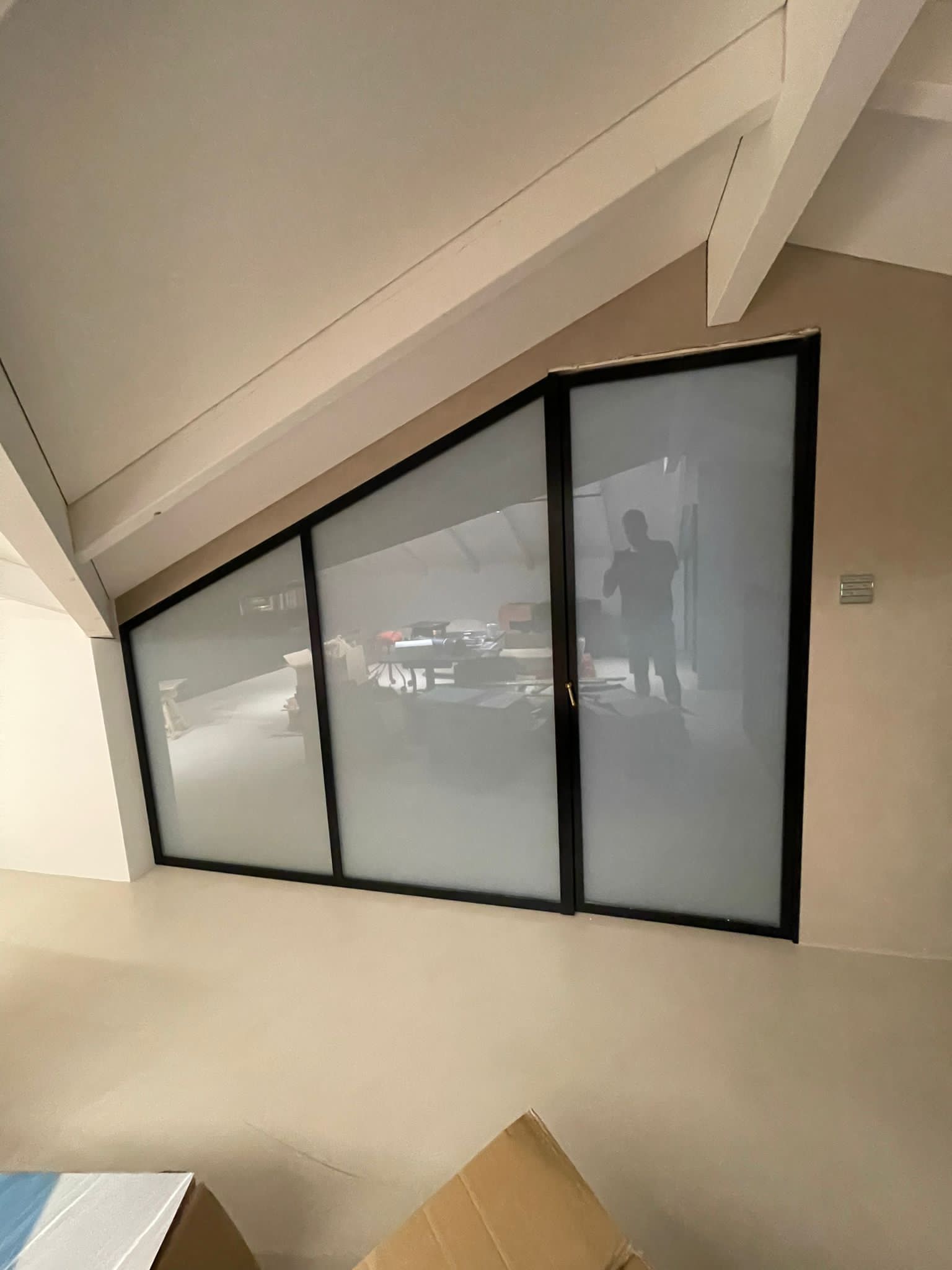  Non Symmetrical Smart Glass Shapes