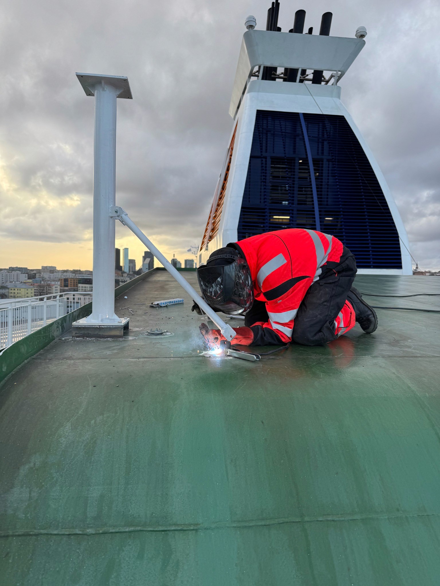 Marine communications installation