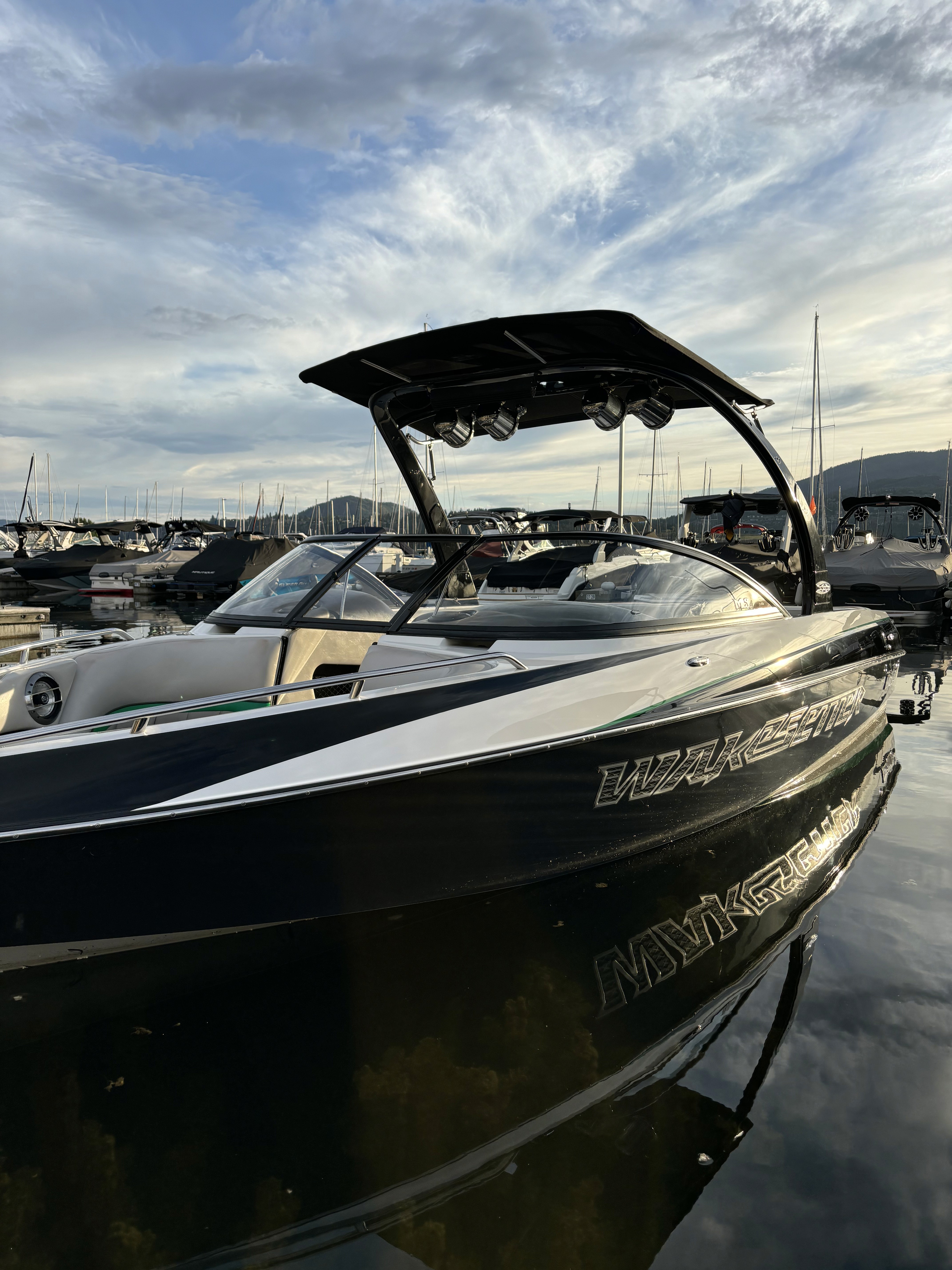 A clean boat that is freshly detailed and shiny 