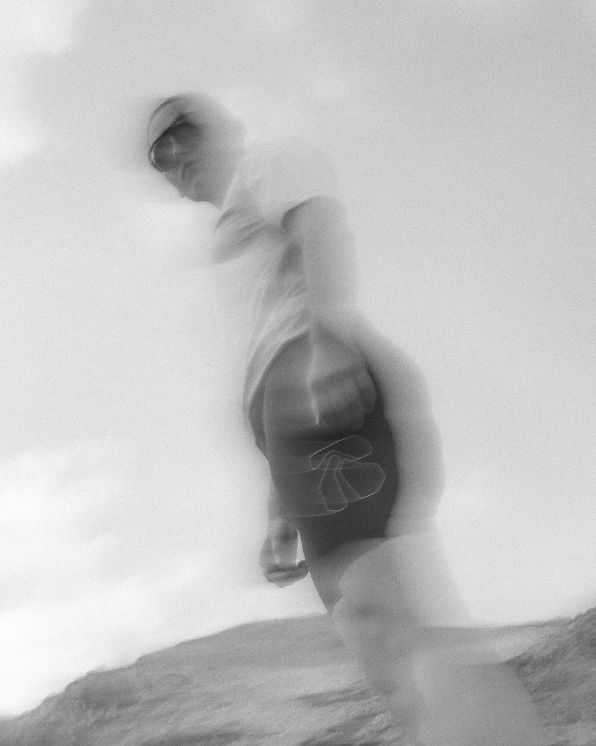 blurry dynamic picture of a static standing woman.