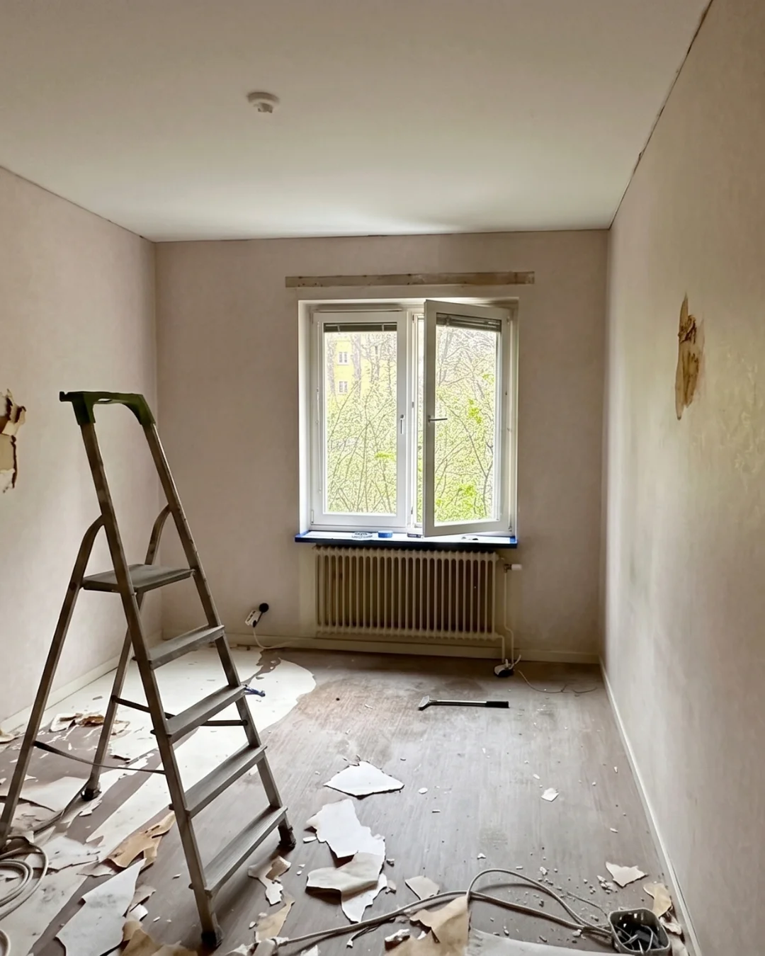 Close-up of smile showing yellowed teeth