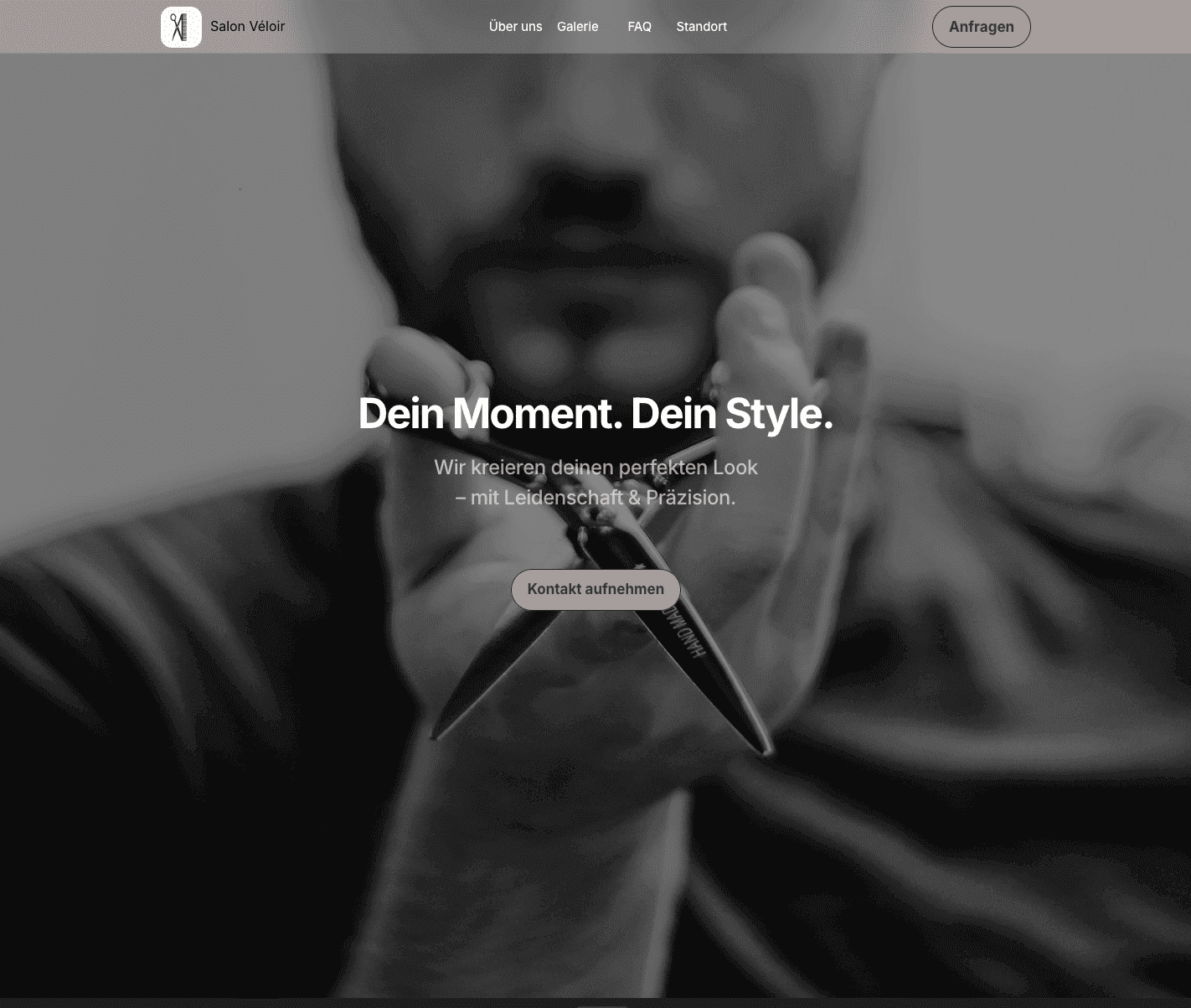 Webdesign für Hairstylisten mit Bildern von Haarschnitten und Dienstleistungen