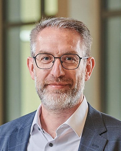 alexander-schroeder-management-ipro
