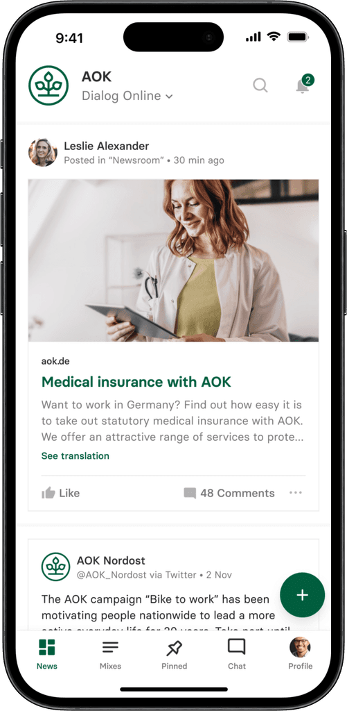 Mobile-Ansicht der internen Mitarbeiter-App der AOK, die einen Beitrag zu Aktualisierungen der Krankenversicherung hervorhebt. Die App ist für eine nahtlose Kommunikation innerhalb der Organisation konzipiert und ermöglicht das Teilen von Unternehmensnachrichten und internen Updates in Echtzeit.