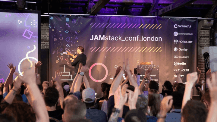 Why does the Jamstack conference look like a rock concert? 🤔🤩