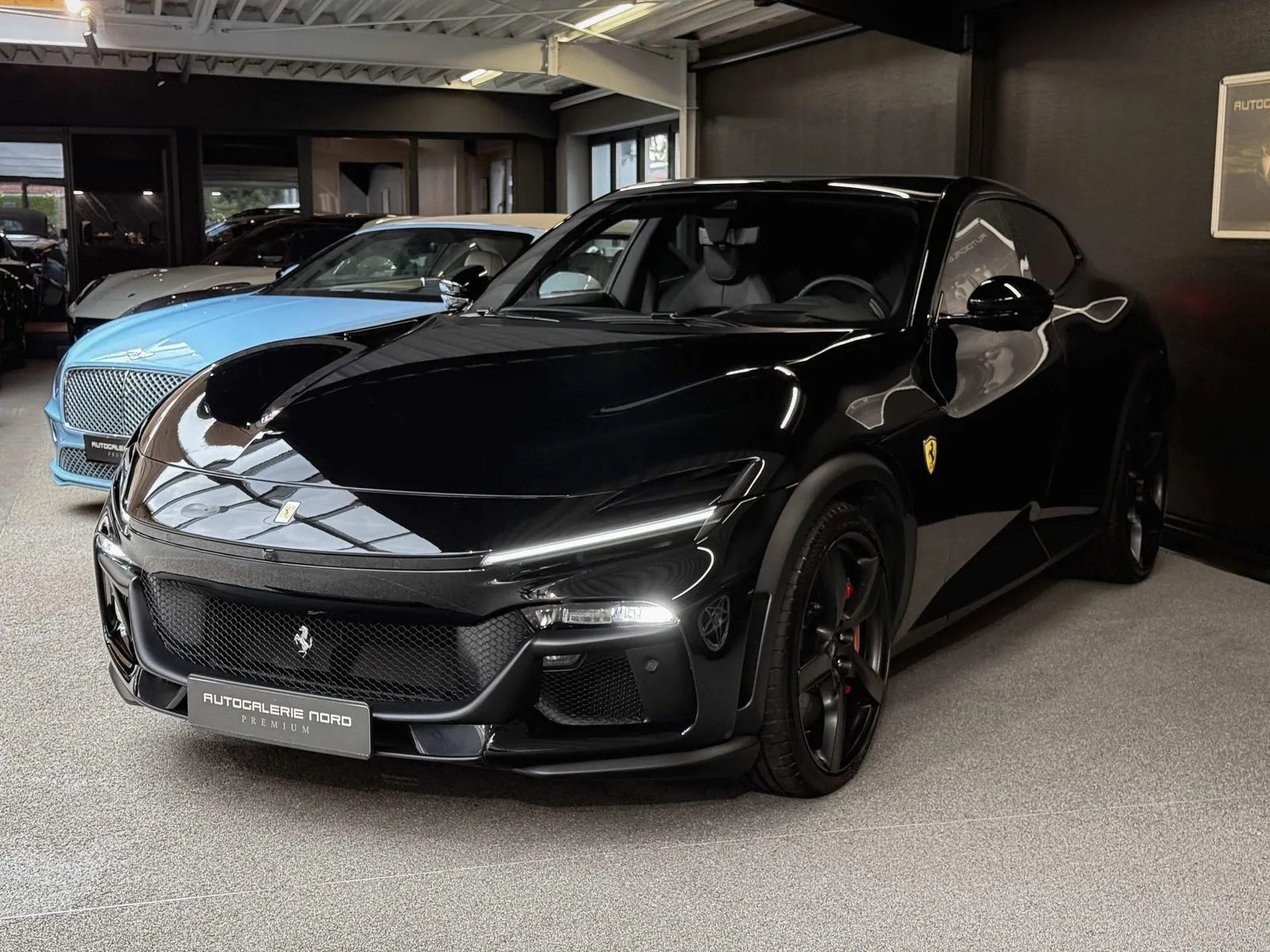 Ferrari Purosangue — Bild 1