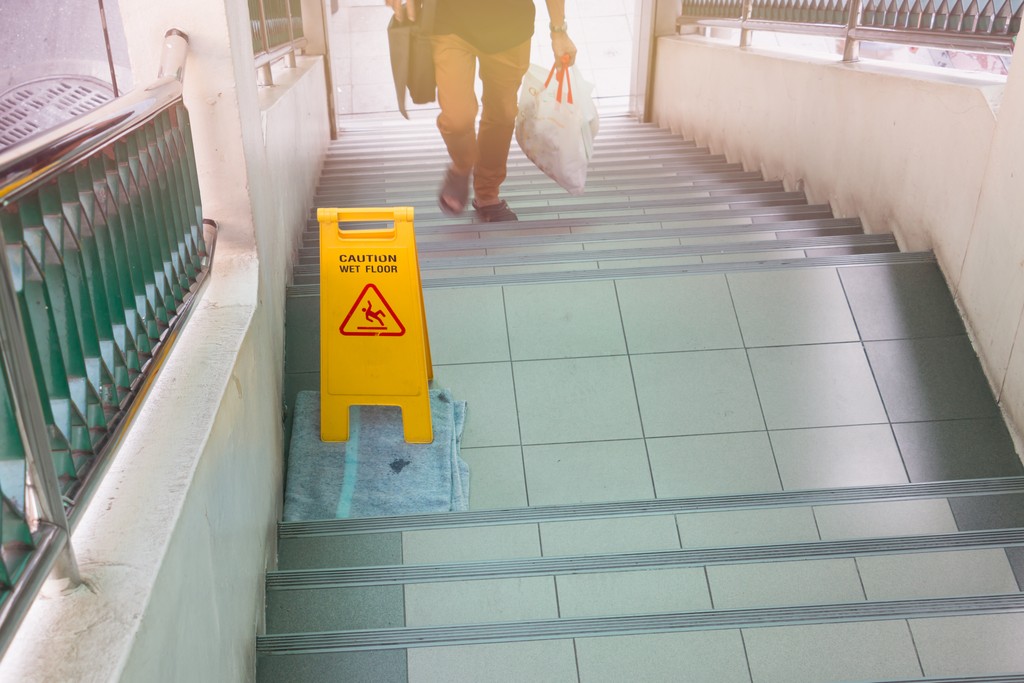 wet-floor-sign-stairs