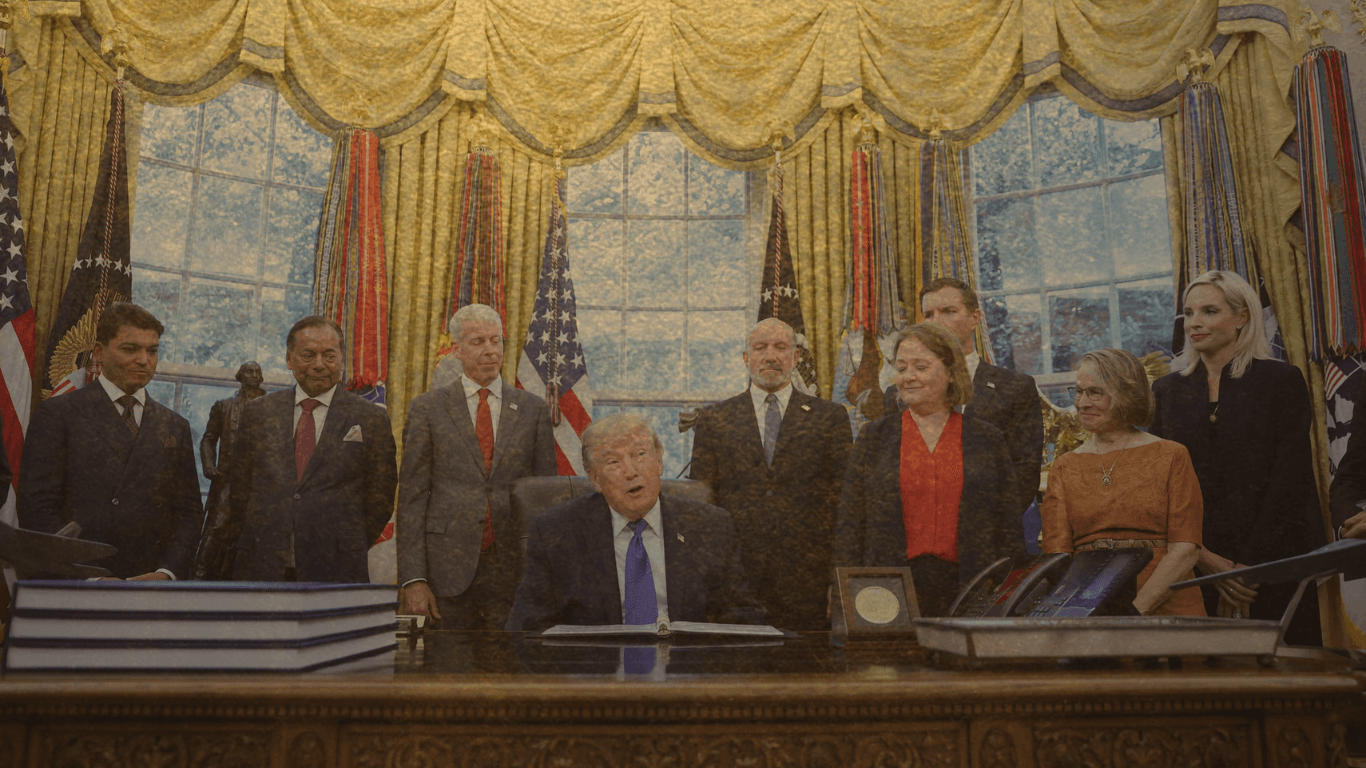 Iowa steel project: Trump with indian investors