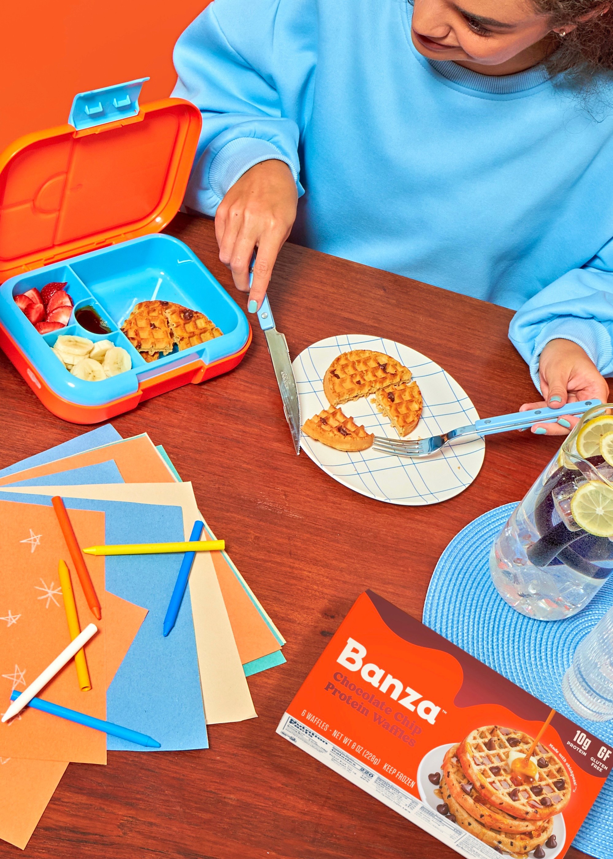 Lunchbox scene, overhead