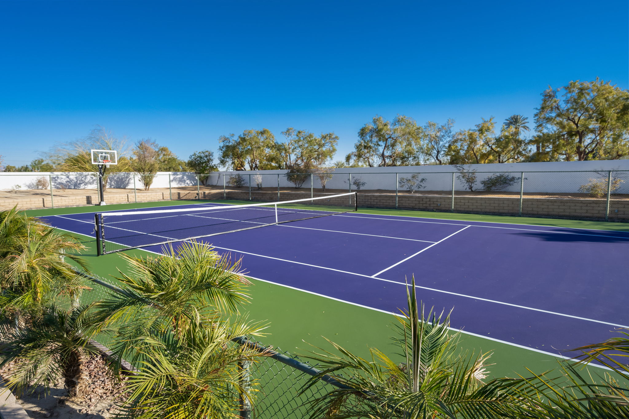 Here comes the alt text