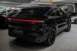 Porsche Cayenne Coupé E-Hybrid — Vorschaubild 7