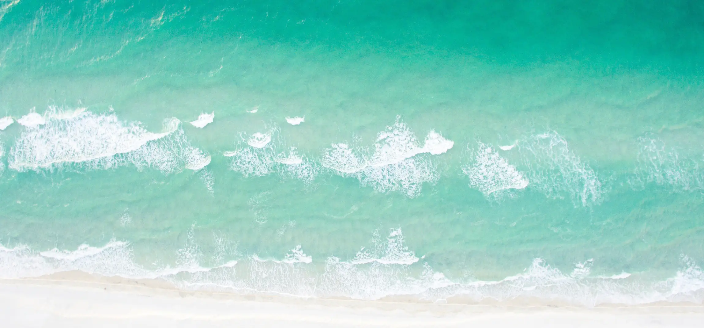 high waves at daytime