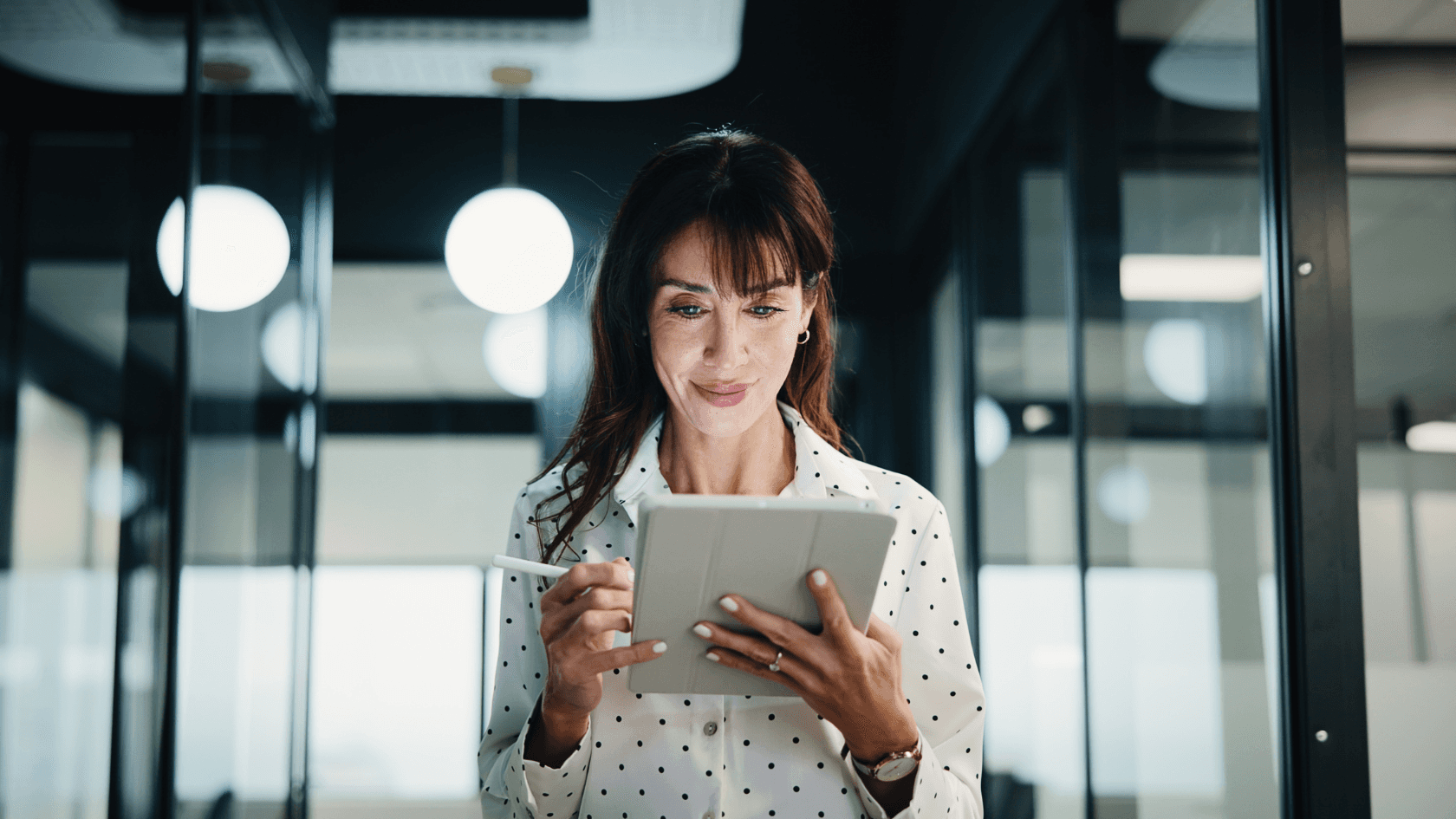 Plaintiff attorney reviewing a legal AI platform built on a zero data training policy.