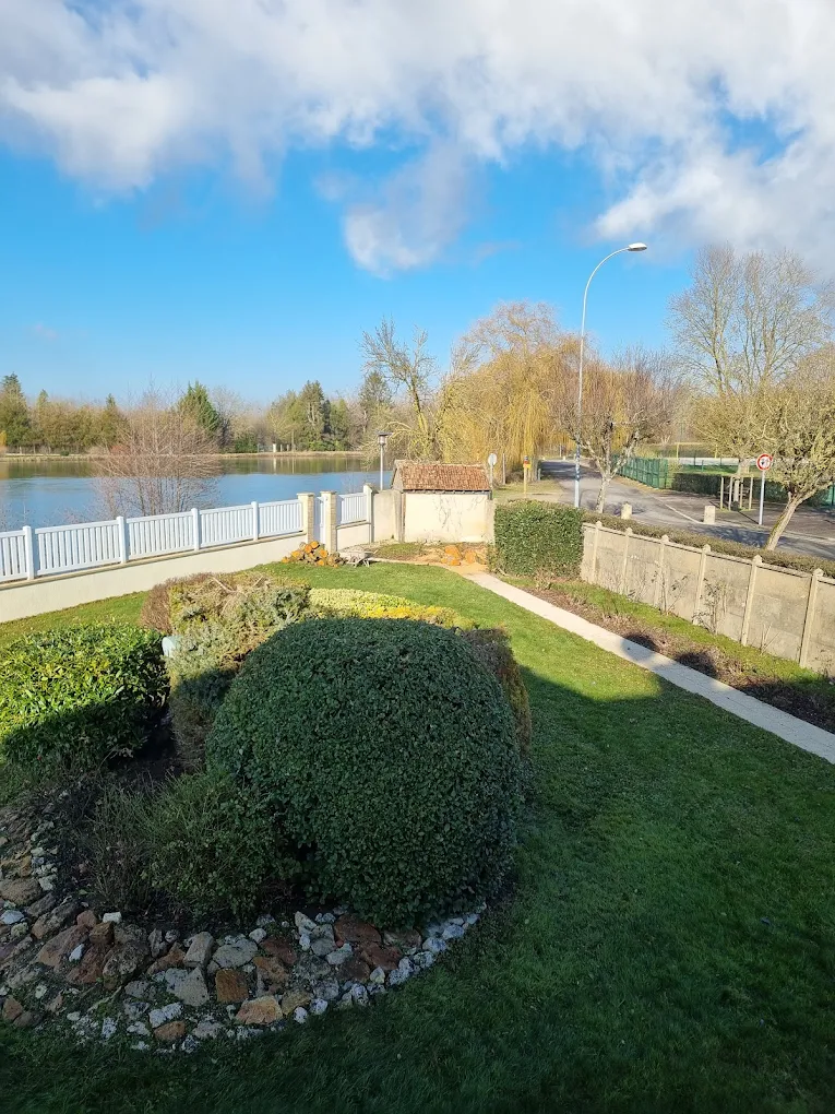 Entretien d'espaces verts dans l'Aube