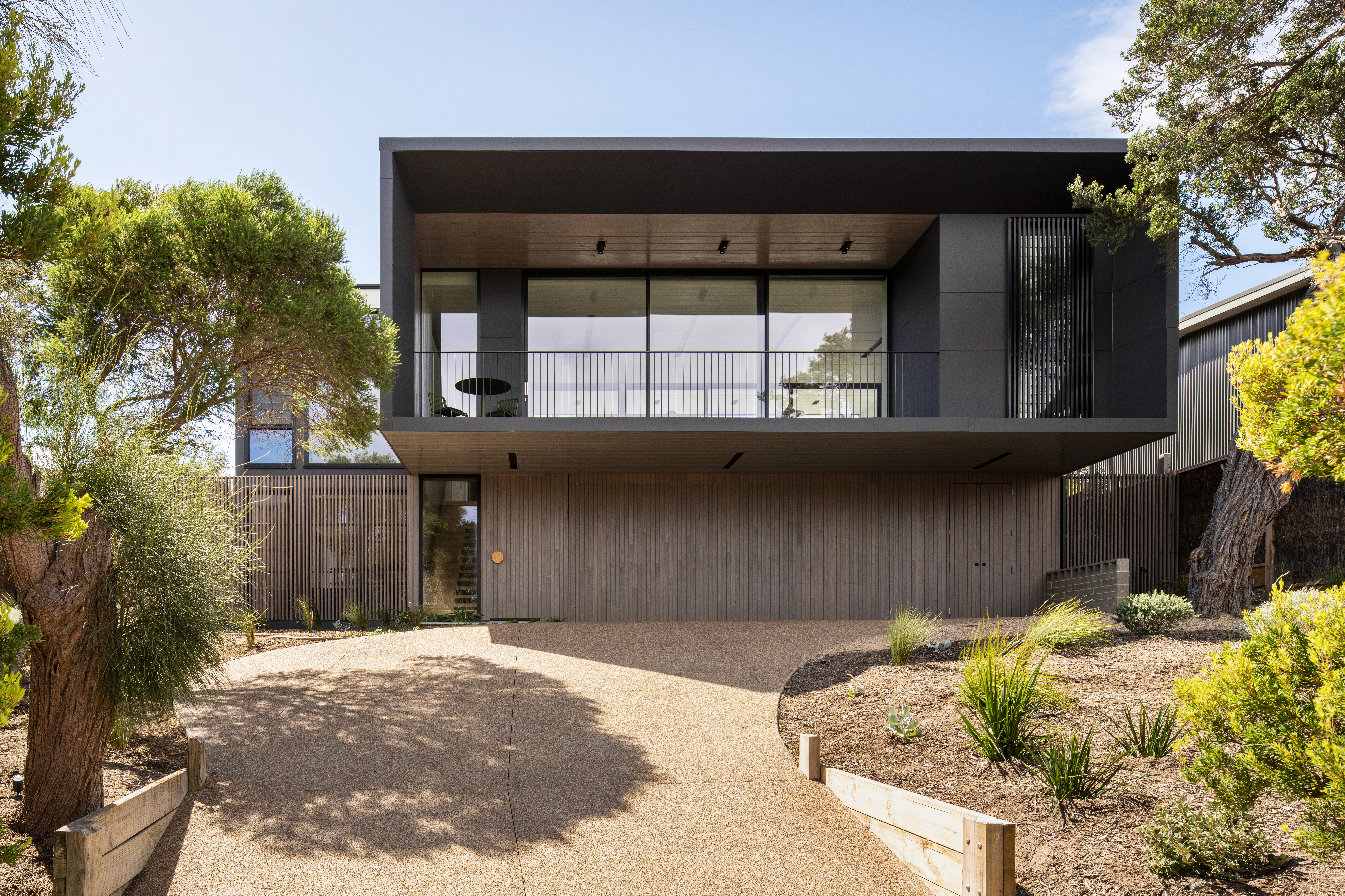 Sorrent House Circa Projects Image 1