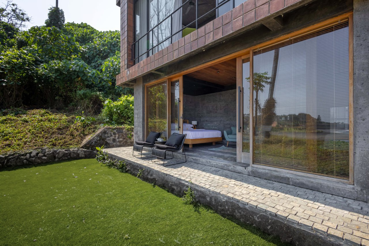 Свободная 3-spальная вилла на берегу моря с видом на океан в Баллиане