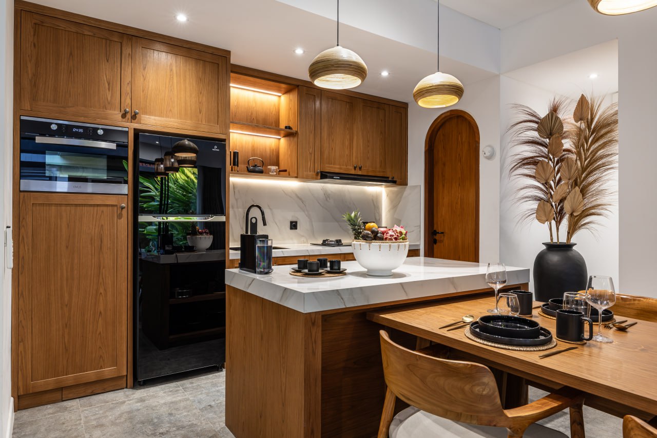 A premium 4-bedroom villa in the heart of Batu Bolong, Canggu, located just 350 meters from the beach