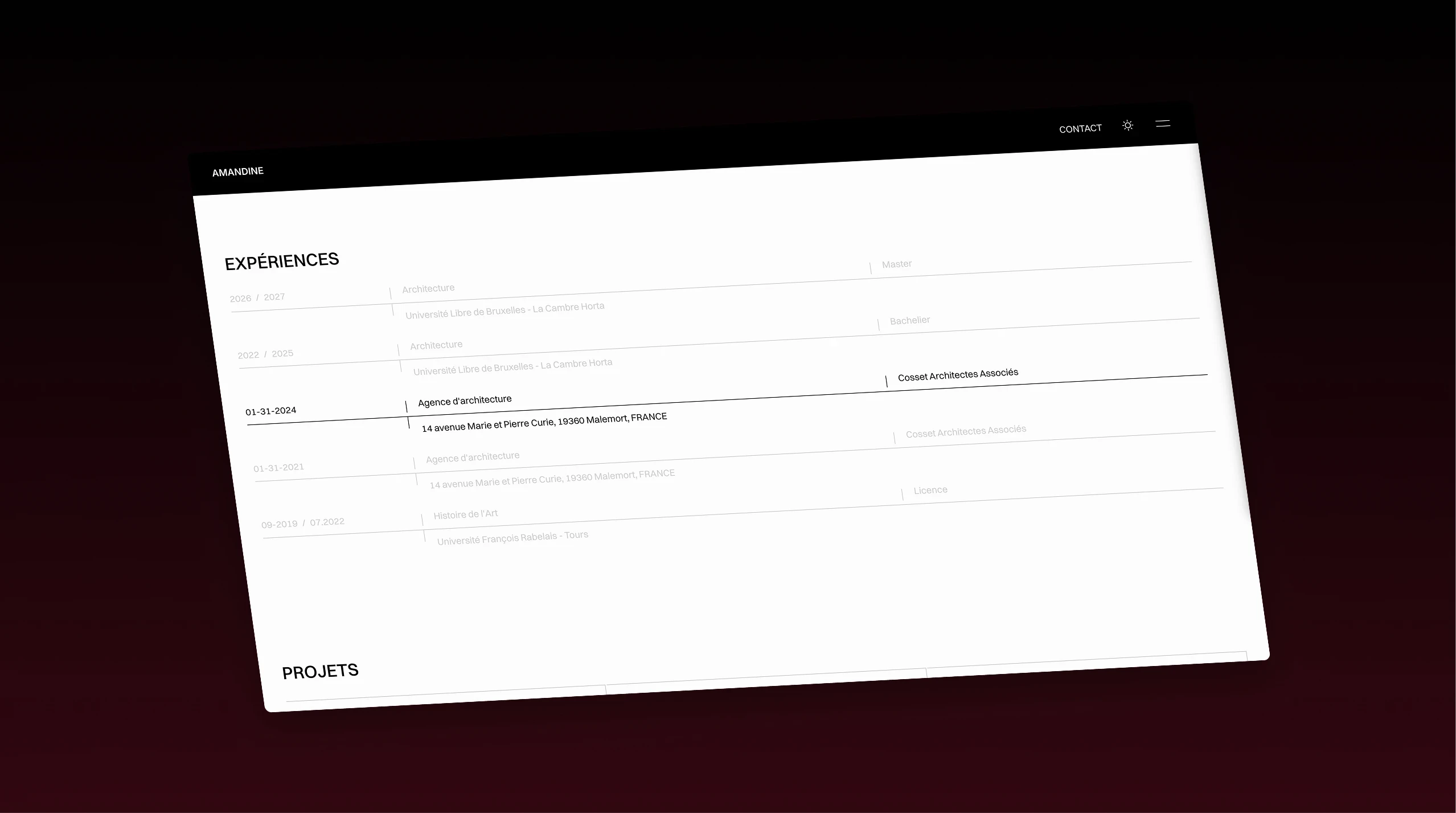 Section expériences du portfolio, animée au défilement