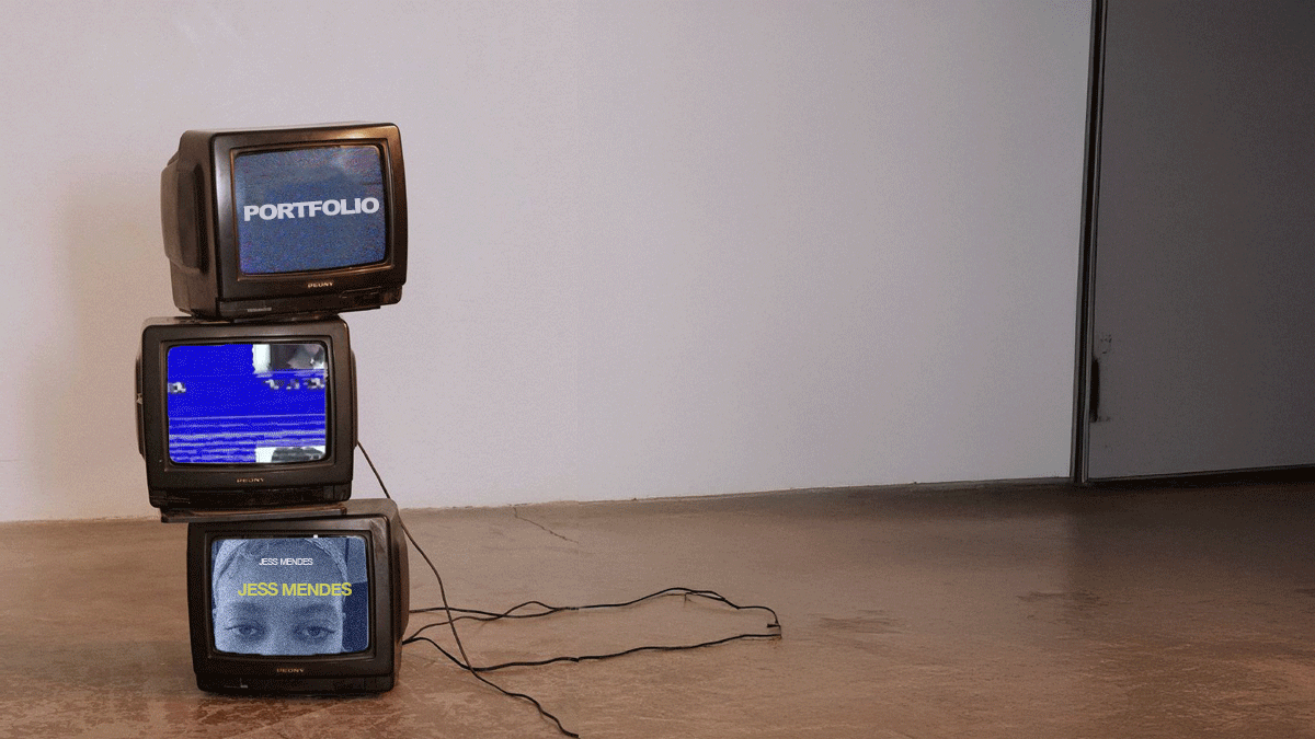Three stacked vintage TVs play a looping animation: the top screen reads "Resume 2025," the middle glitches with blue static, and the bottom displays a stylized portrait labeled "Jess Mendes."