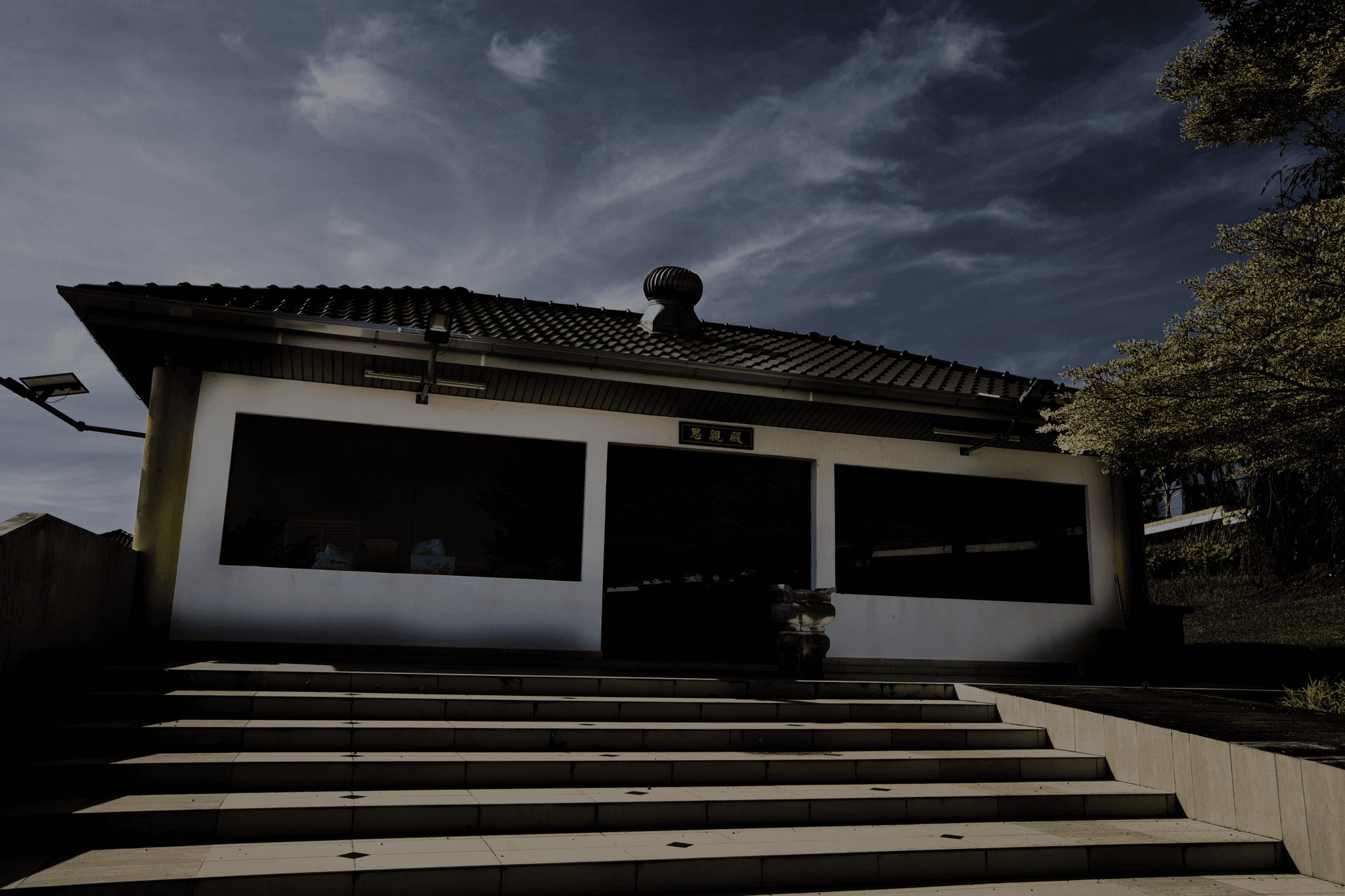 纪念馆设施, 安息堂, 租界殡仪馆, 拜祭区域, 神明坛, 家属休息区, prayer hall, 佛堂, 多功能追思厅, landmark areas, memorial zones, 场馆导览, 数位纪念区, memorial park layout, 场馆介绍