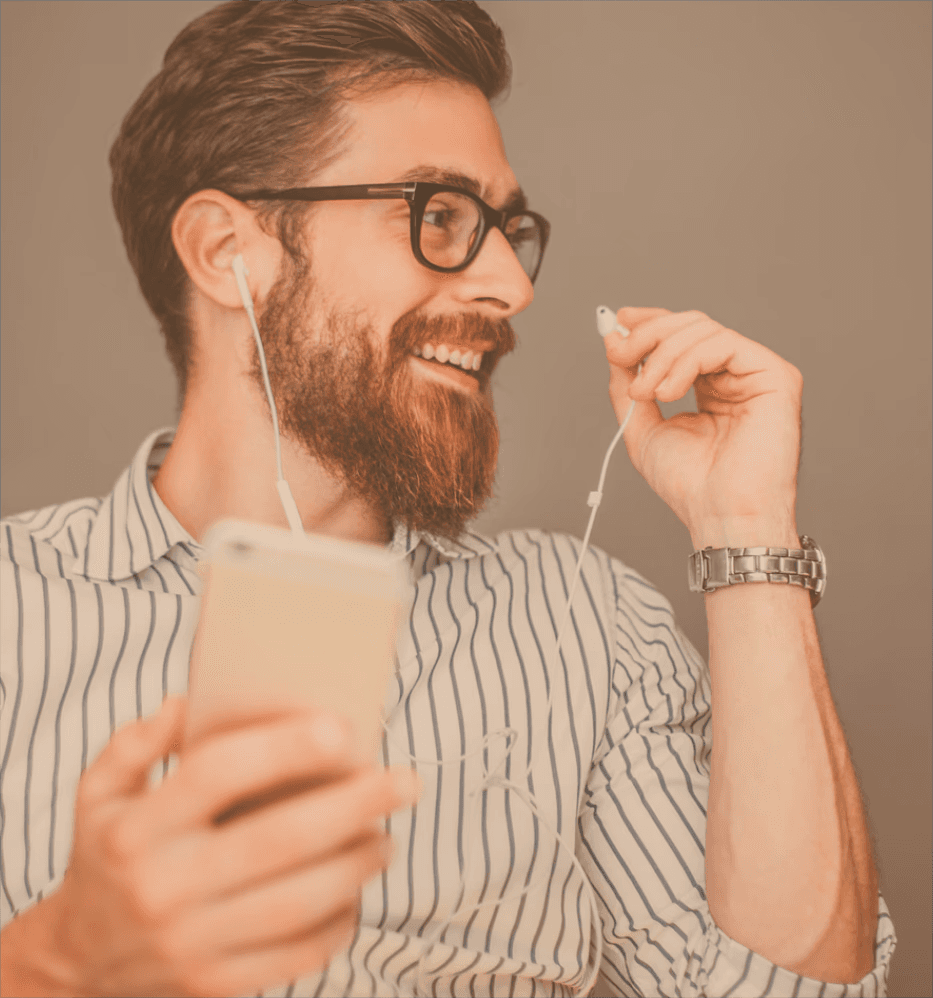 Learner enjoying eLearning by Cinch