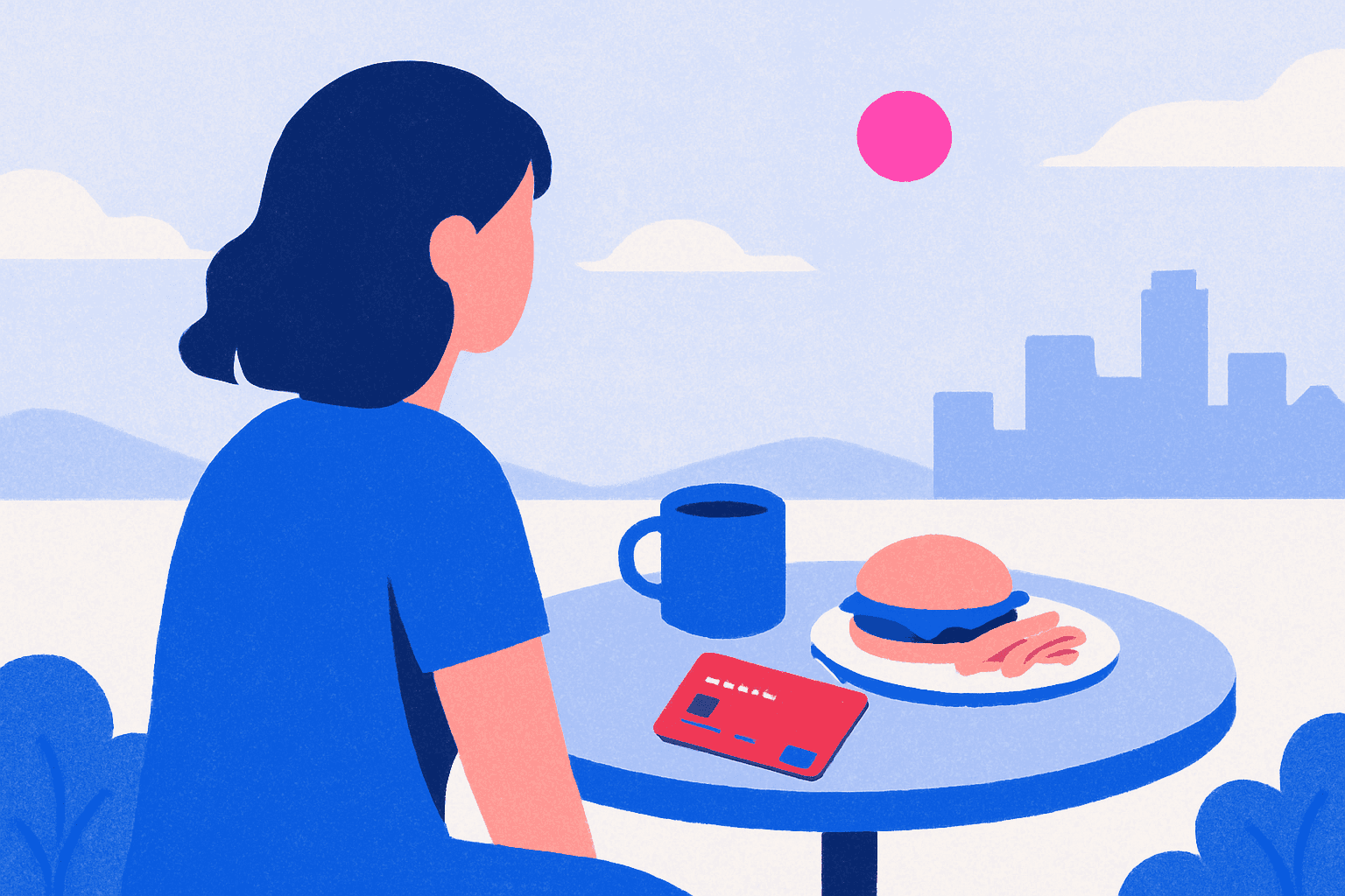 Mujer joven en una mesa de café con una tarjeta del Banco de Chile roja sobre el plato, simbolizando los descuentos en restaurantes con el programa Sabores Banco de Chile durante mayo 2026.