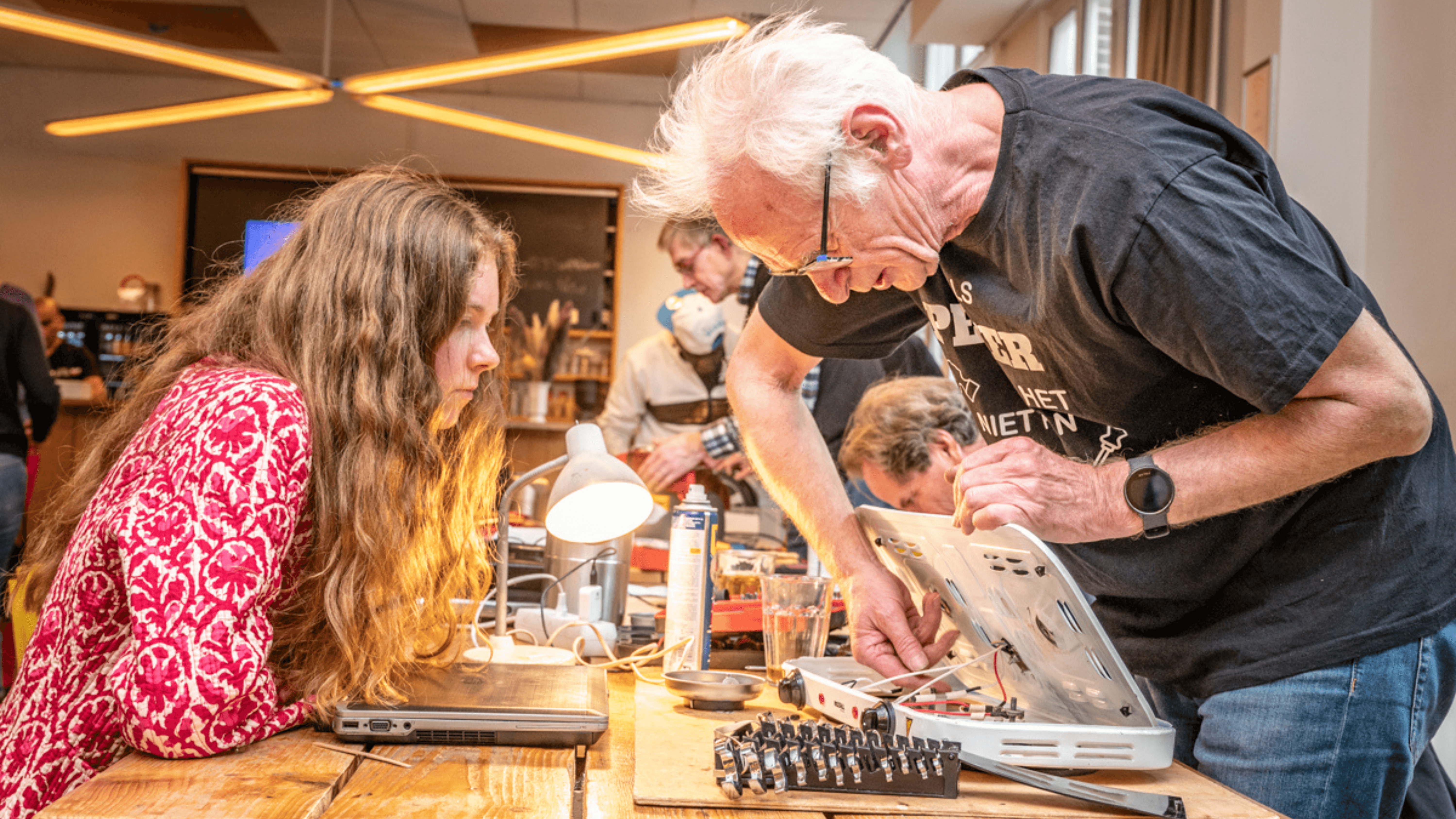 Photo: Martin Waalboer / Repair Café International