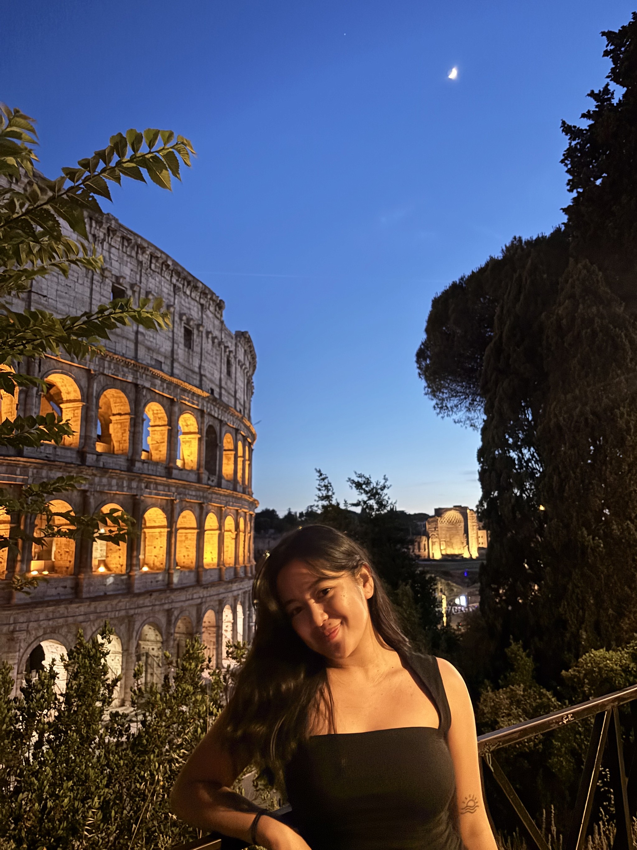 a person wearing a baseball cap