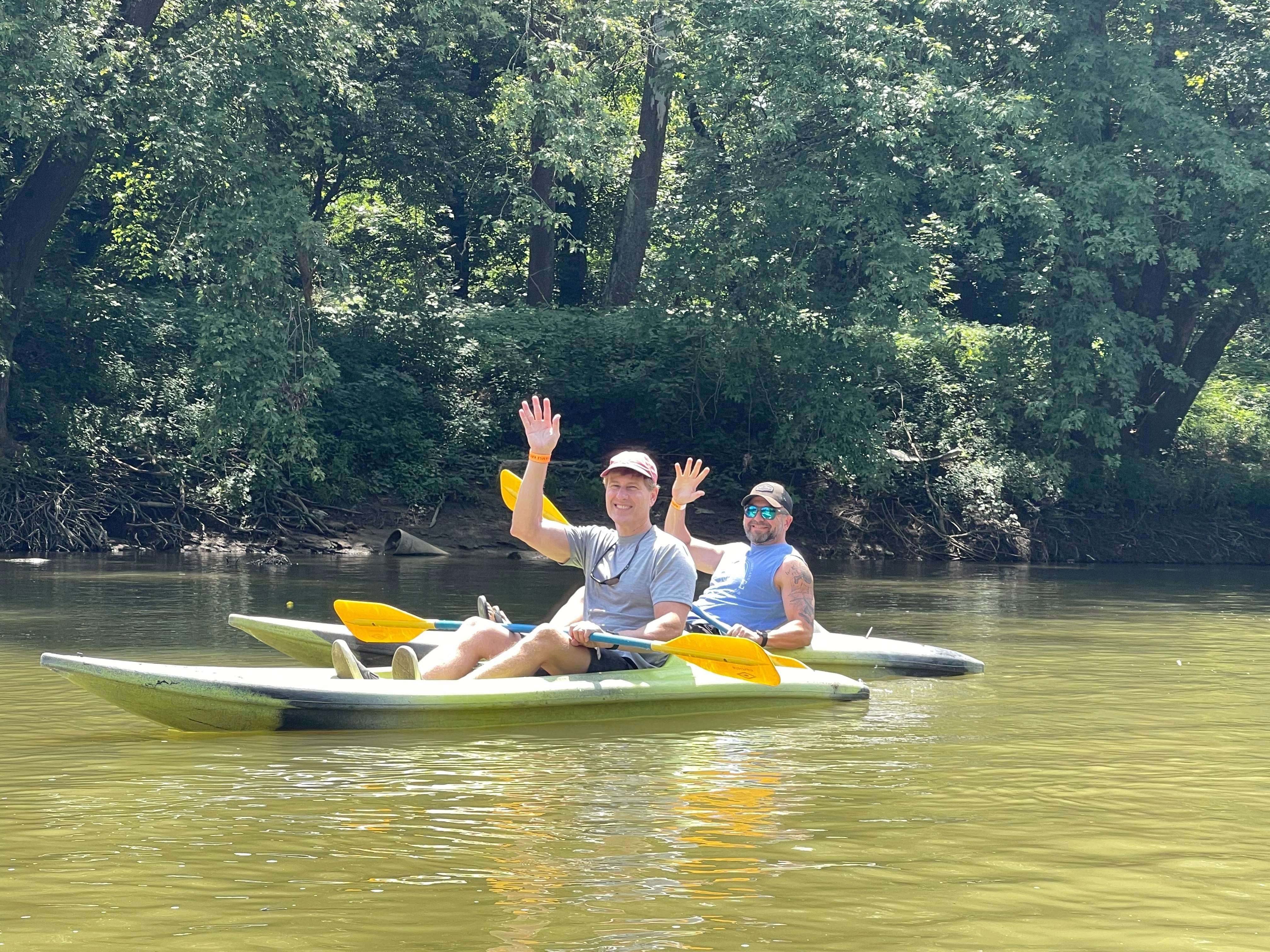 Smart Data Employees on the river at a company event having fun