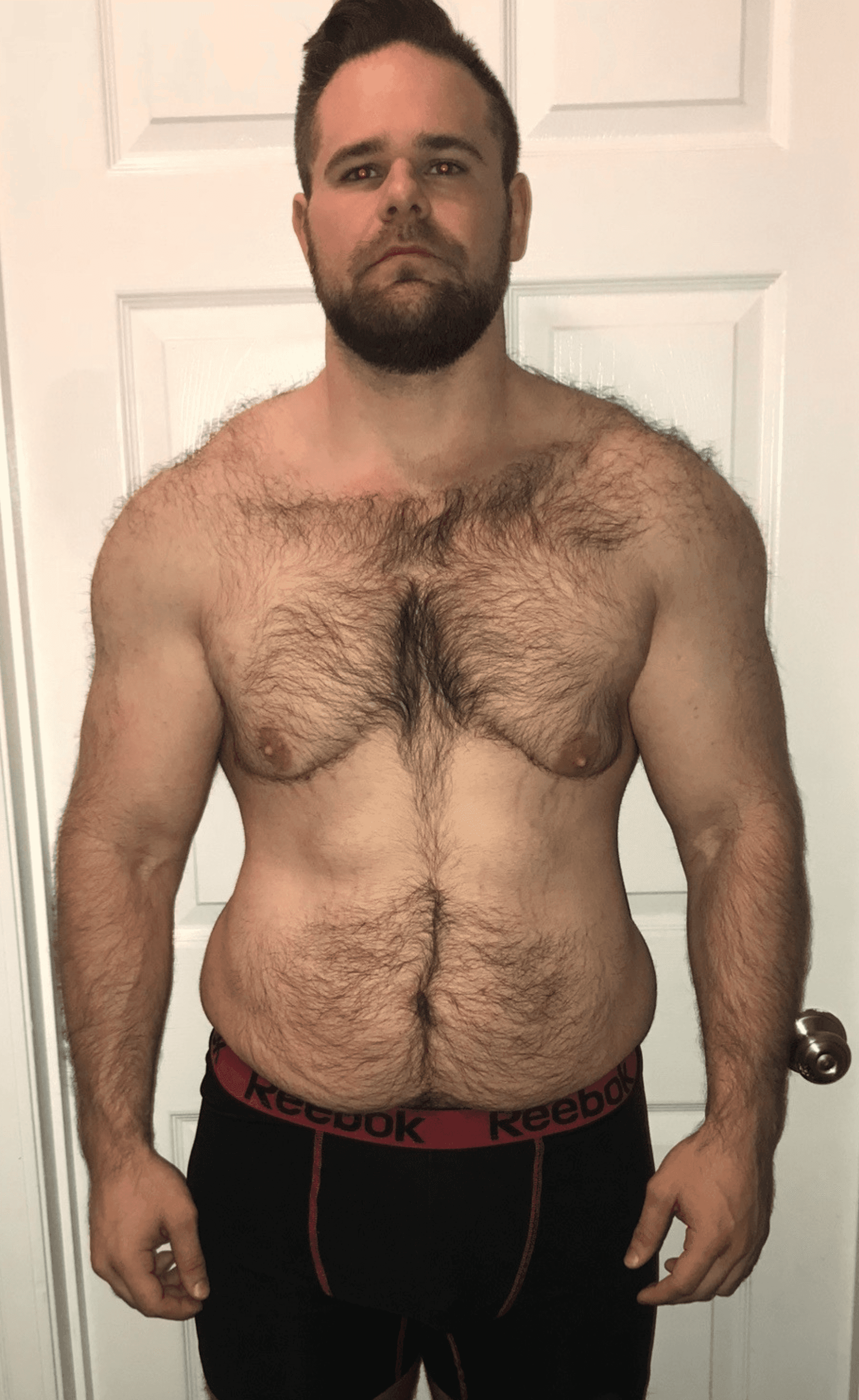 William Riley before photo — starting point with higher body fat before Chasing Gains online coaching