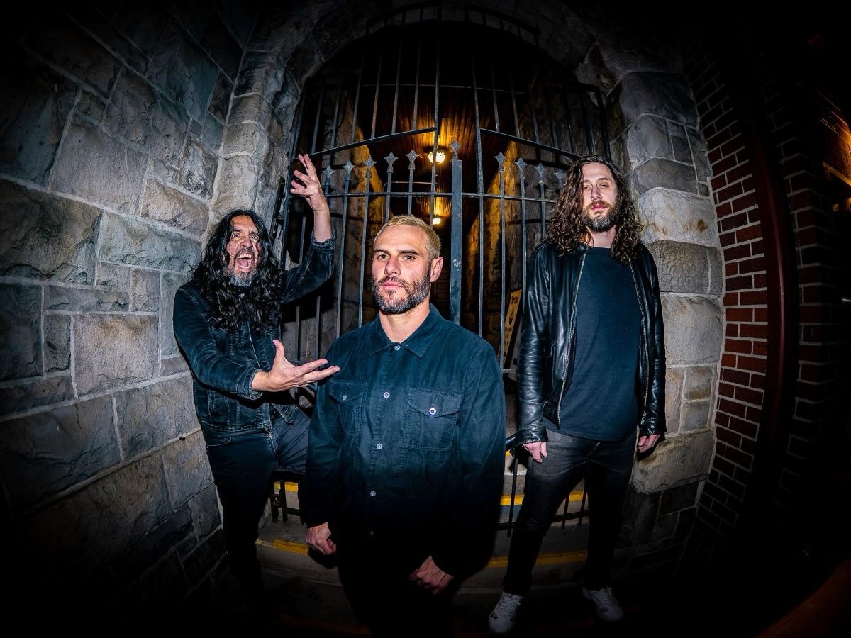 Photo by © Moon Destroys promo