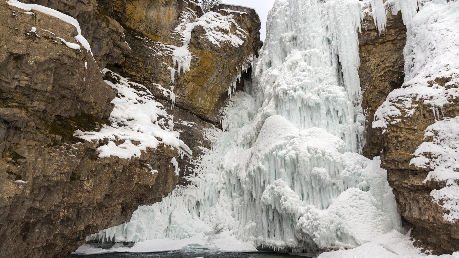 Johnston Canyon Frozen Falls