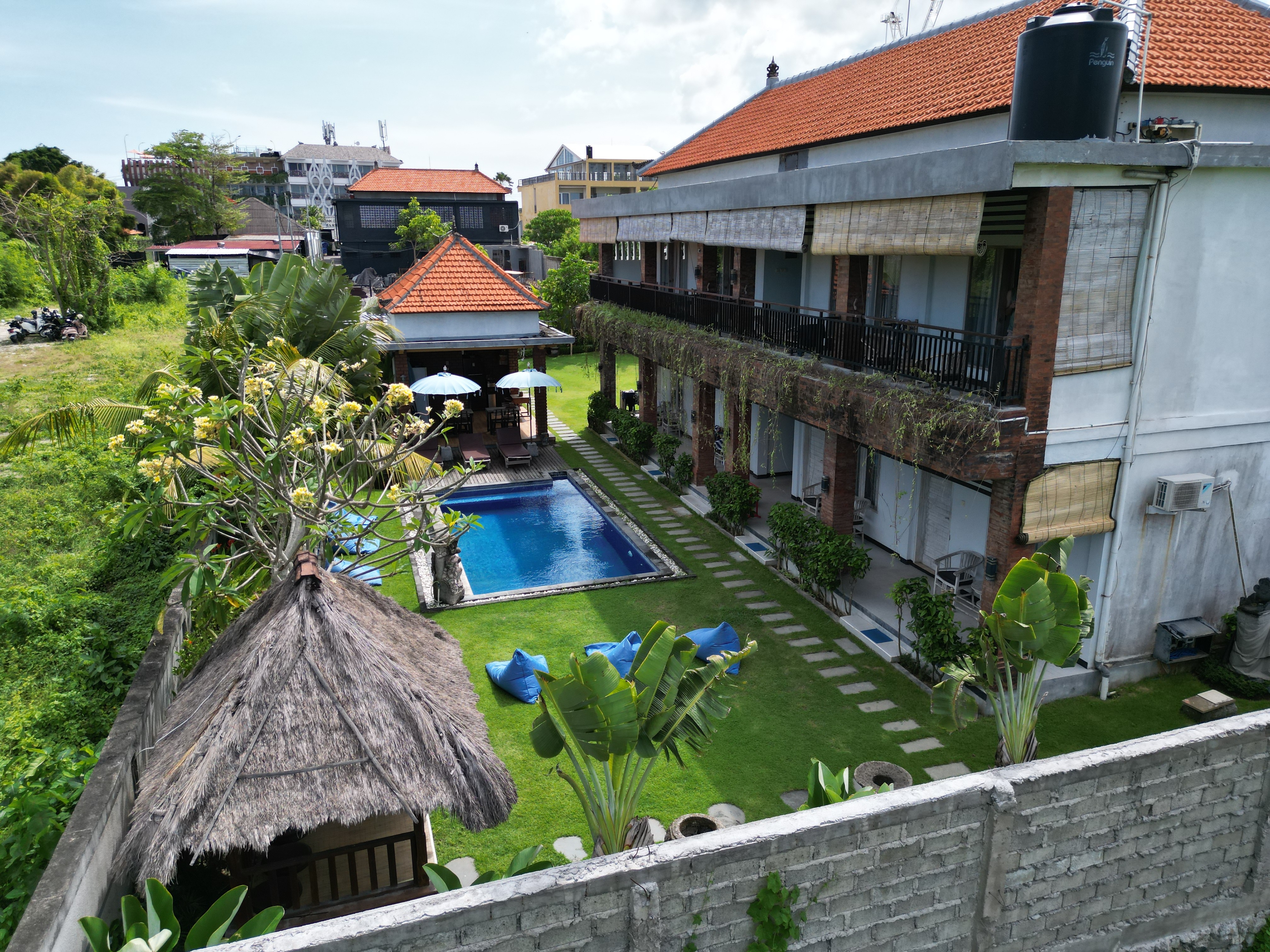 La Sari Village