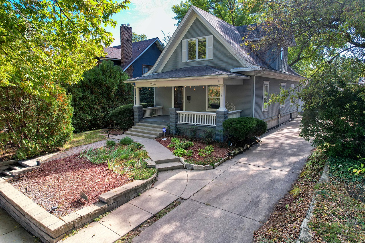 Real estate portfolio image