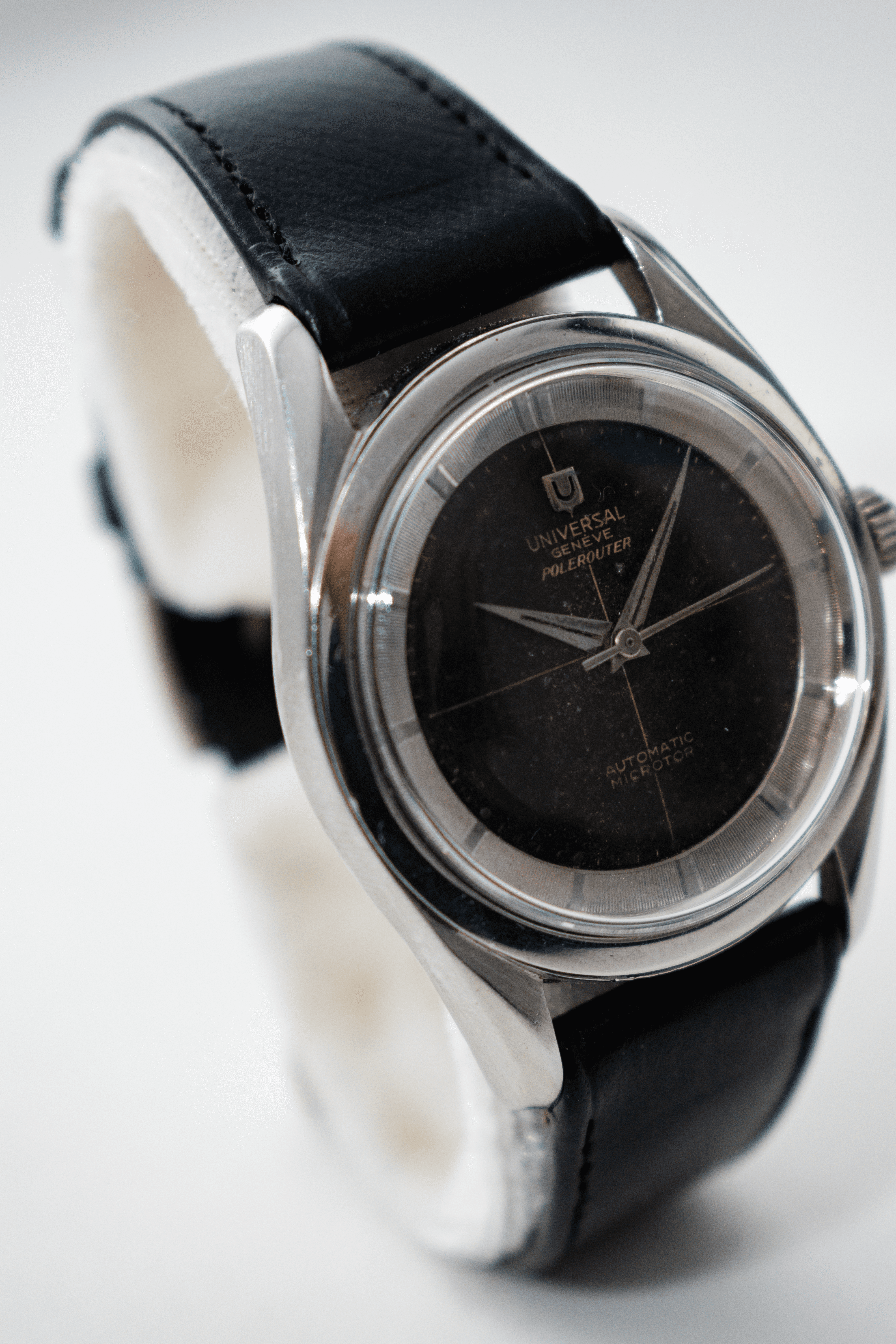 Universal geneve polerouter black dial