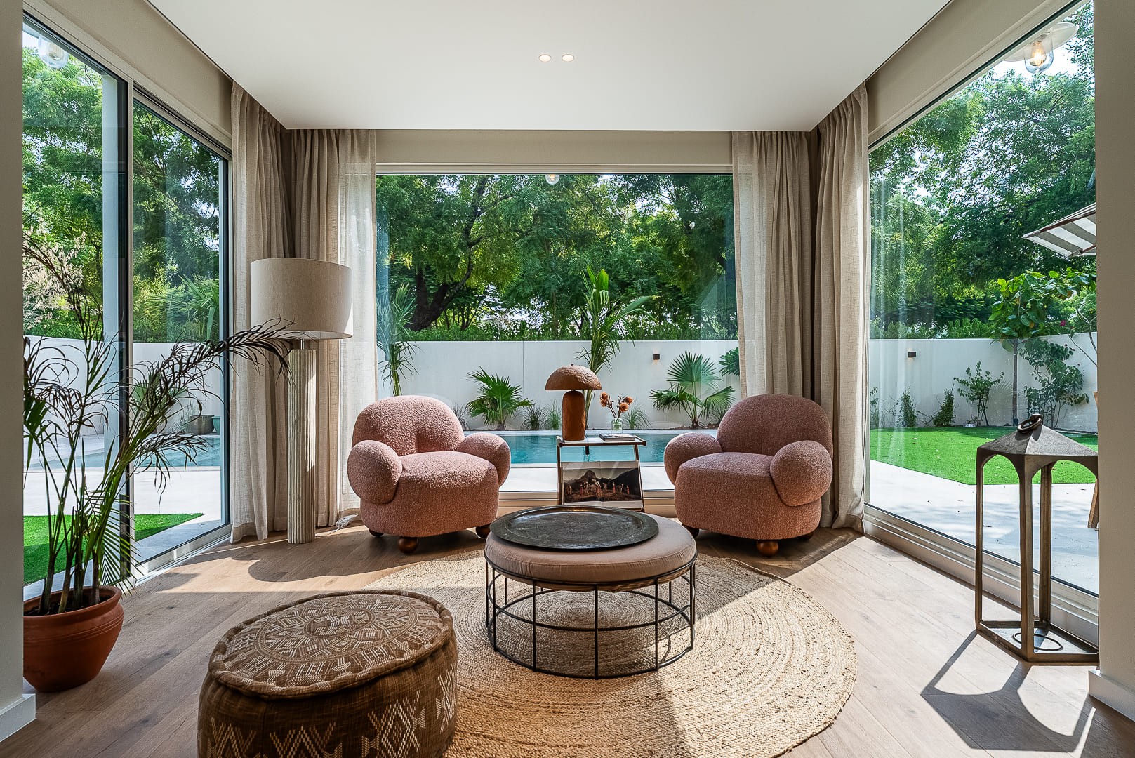 Image of a big glass window in a resting area