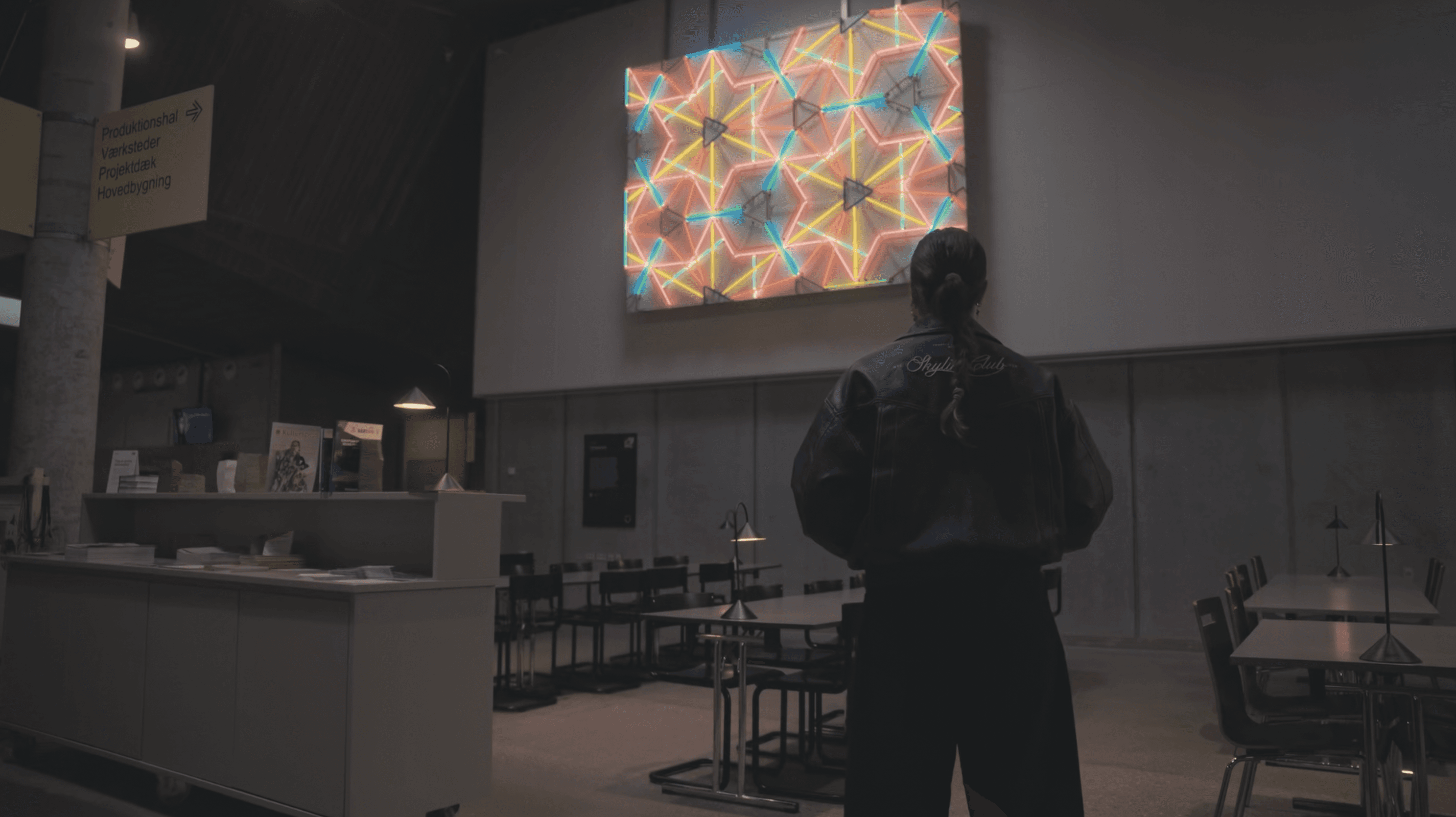 The image featured in the carousel #3